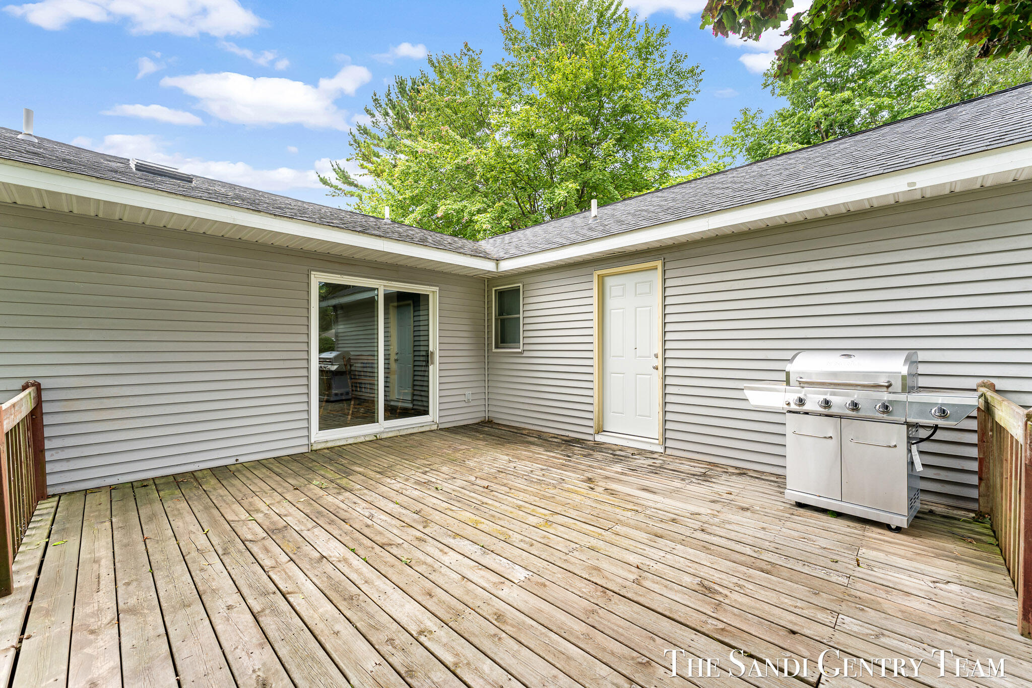 2252 Charles Street Norton Shores MI 49441