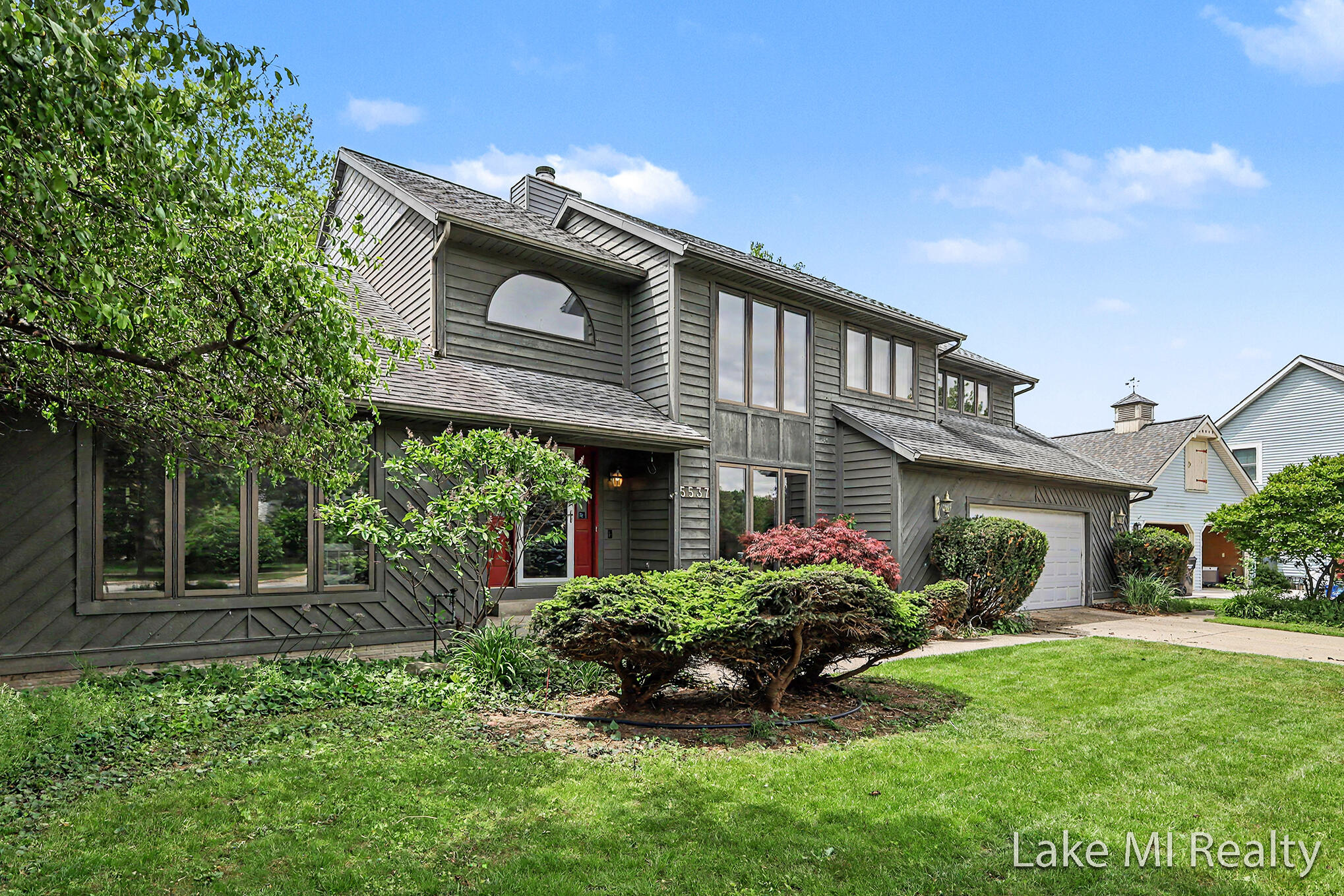 5537 Bentbrook Drive SE Grand Rapids MI 49508