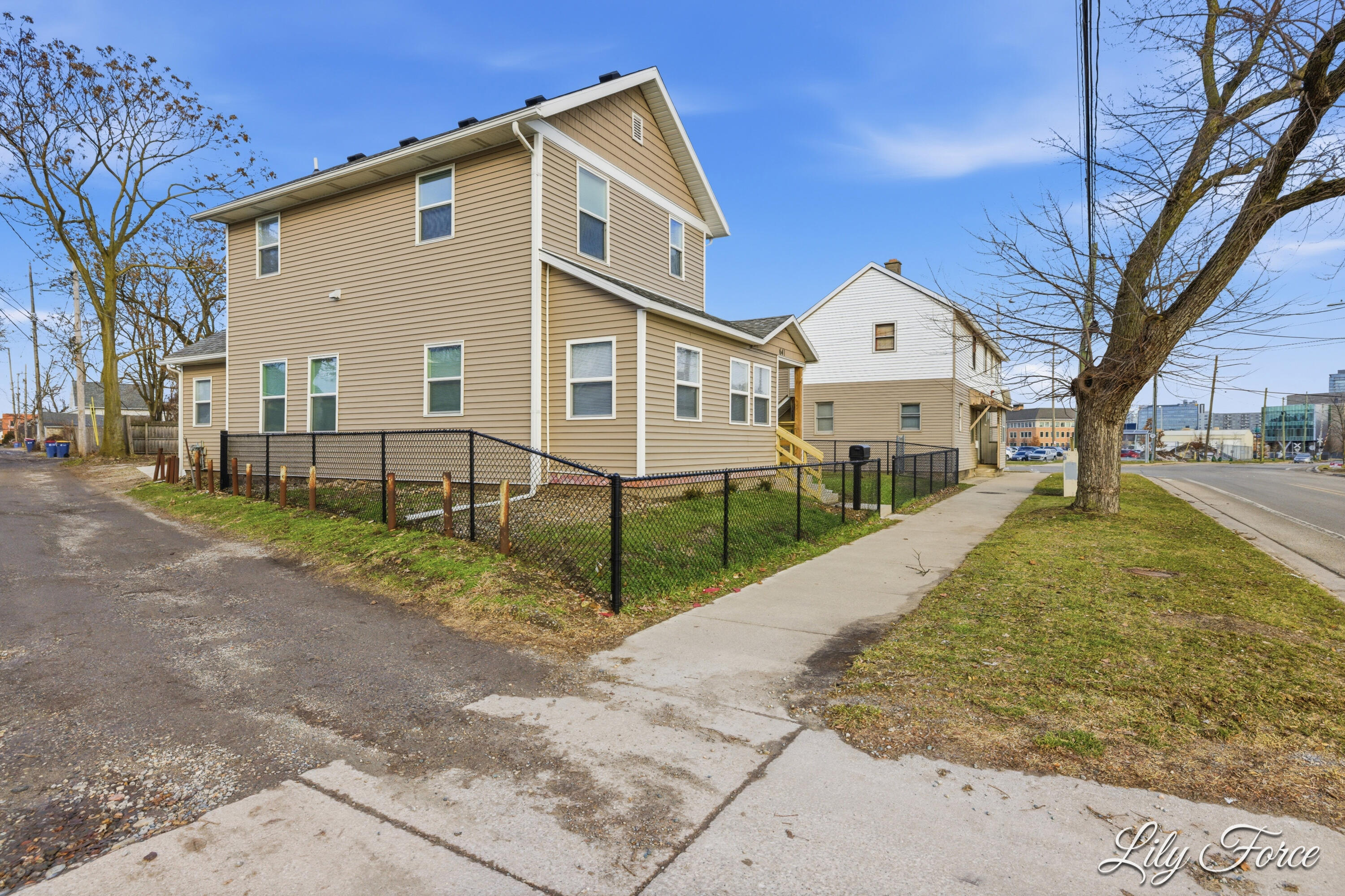 641 Butterworth Street SW Grand Rapids MI 49504