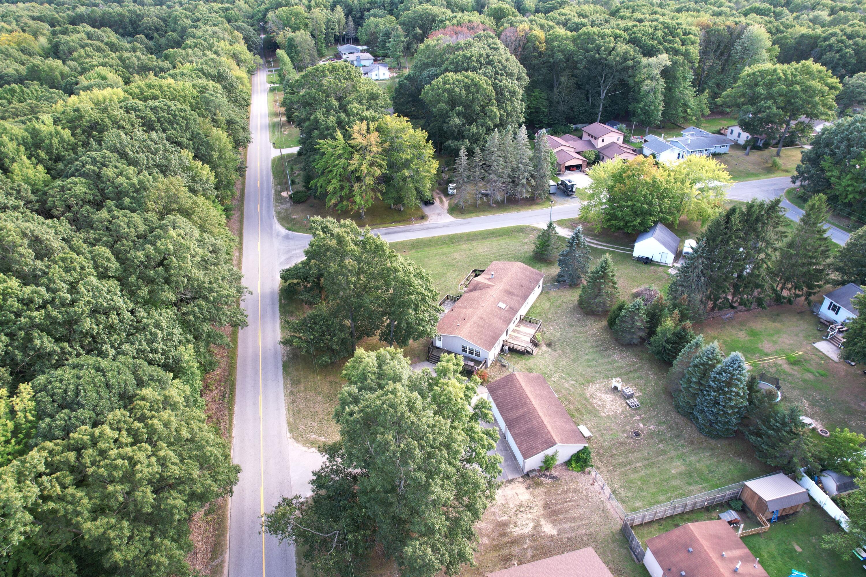 1852 N Lincoln Road Ludington MI 49431