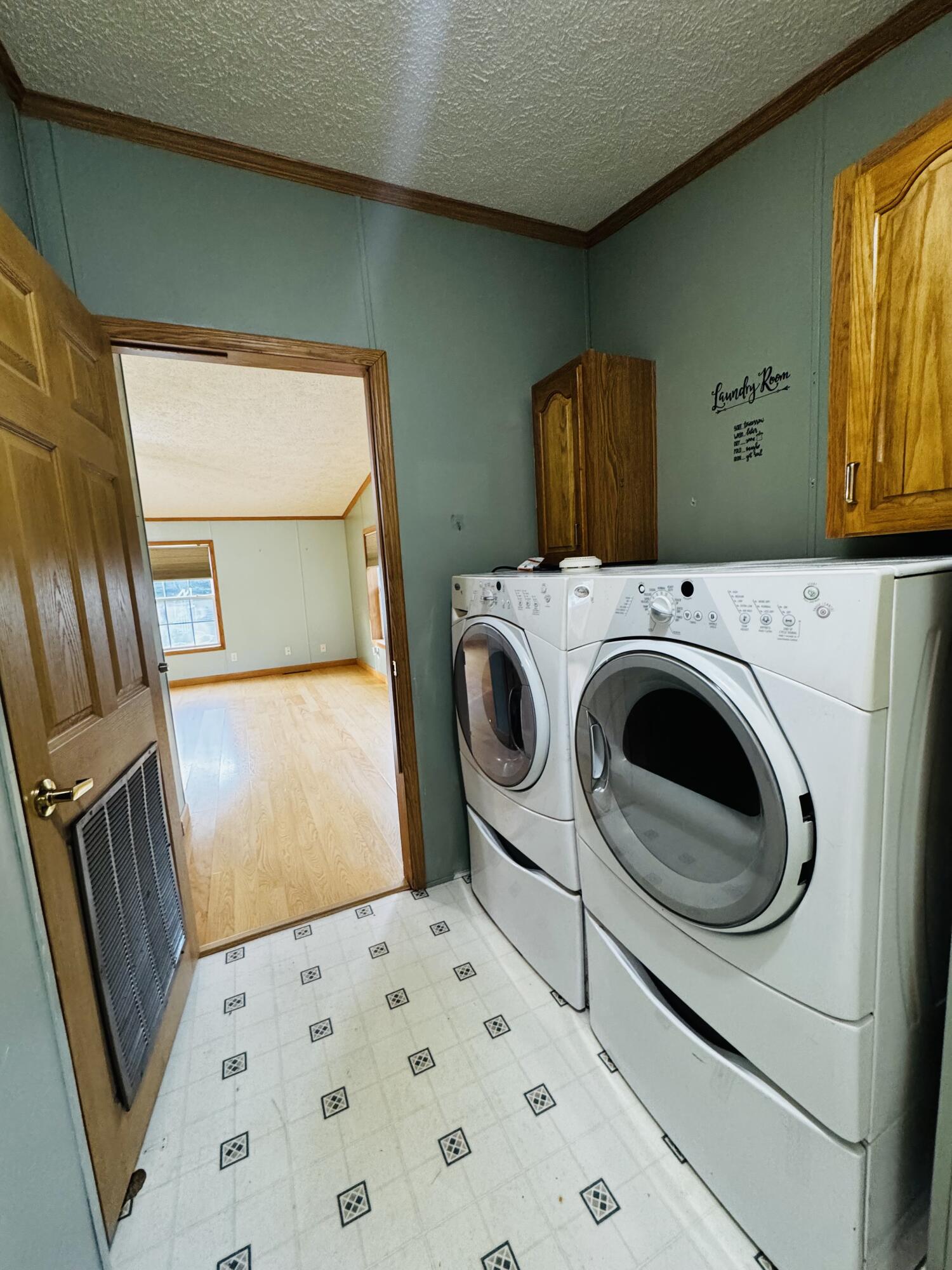 1852 N Lincoln Road Ludington MI 49431