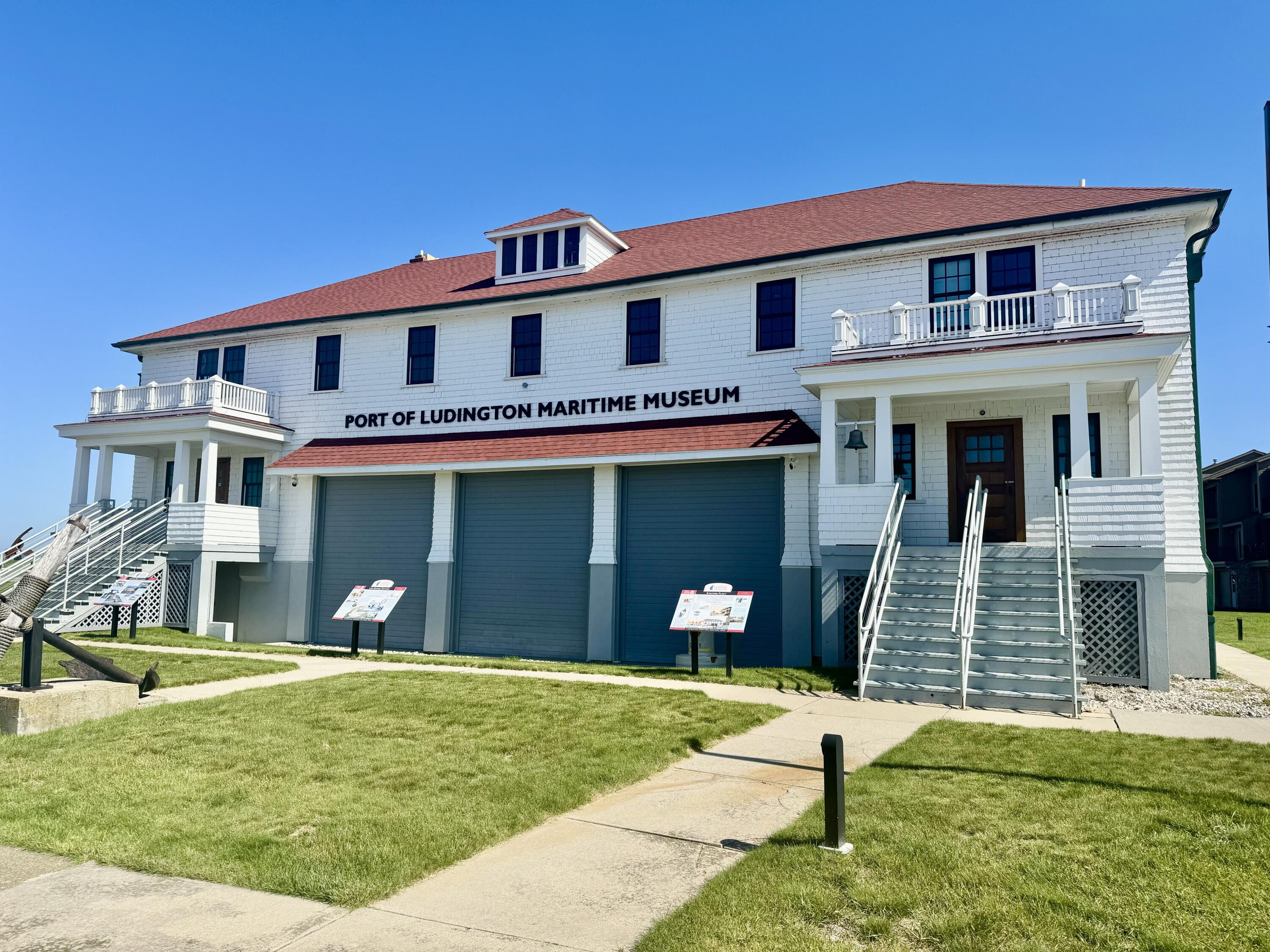 1852 N Lincoln Road Ludington MI 49431