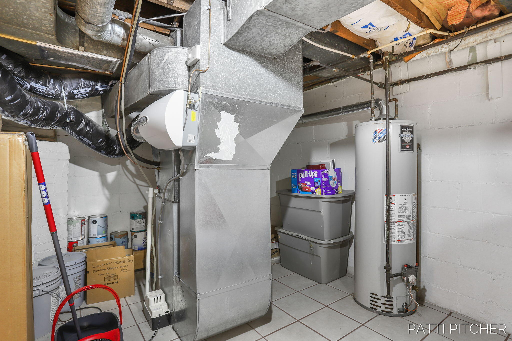 1044 E Apple Avenue Muskegon MI 49442