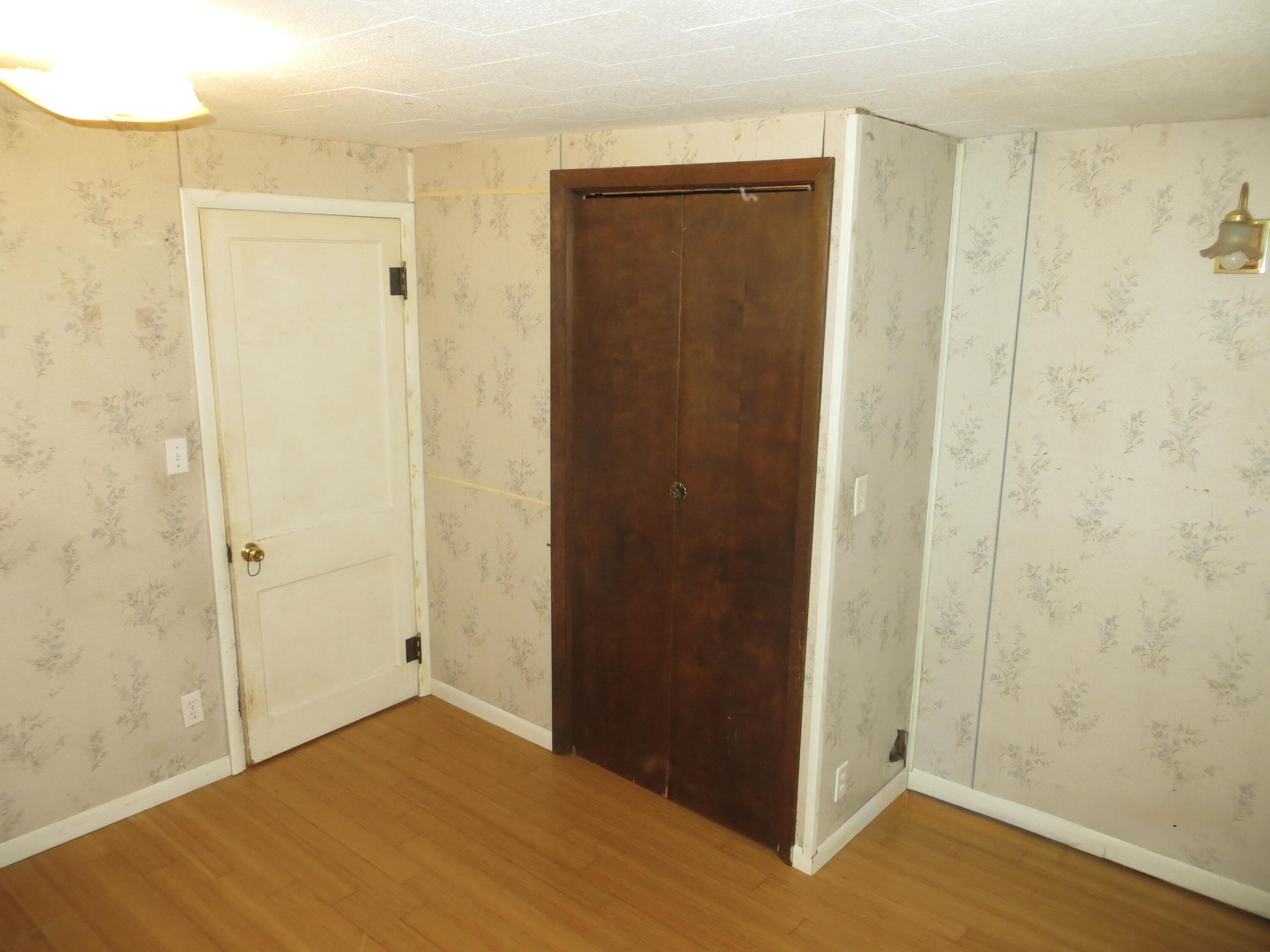 25012 Kenneth Avenue Edwardsburg MI 49112
