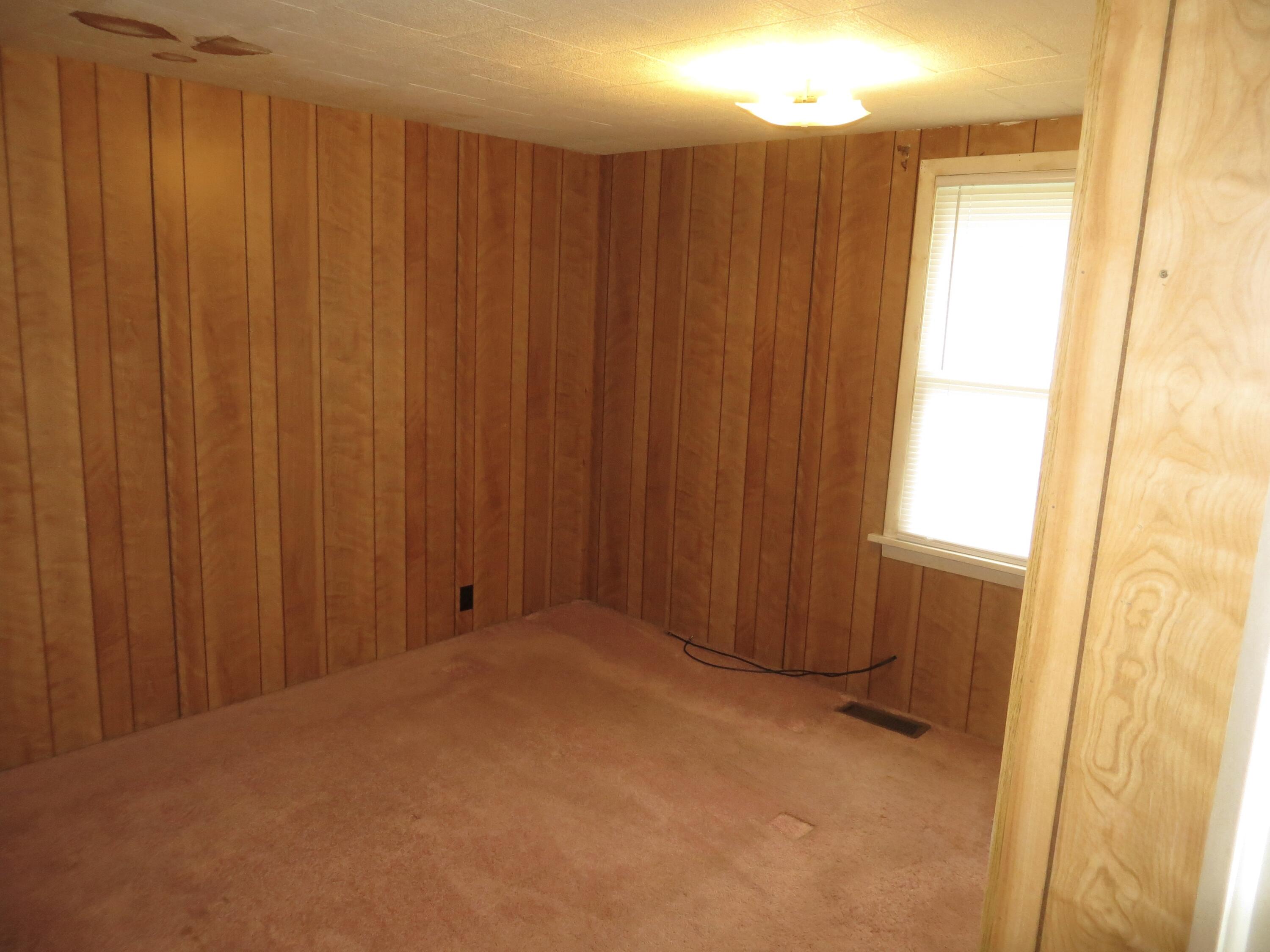 25012 Kenneth Avenue Edwardsburg MI 49112