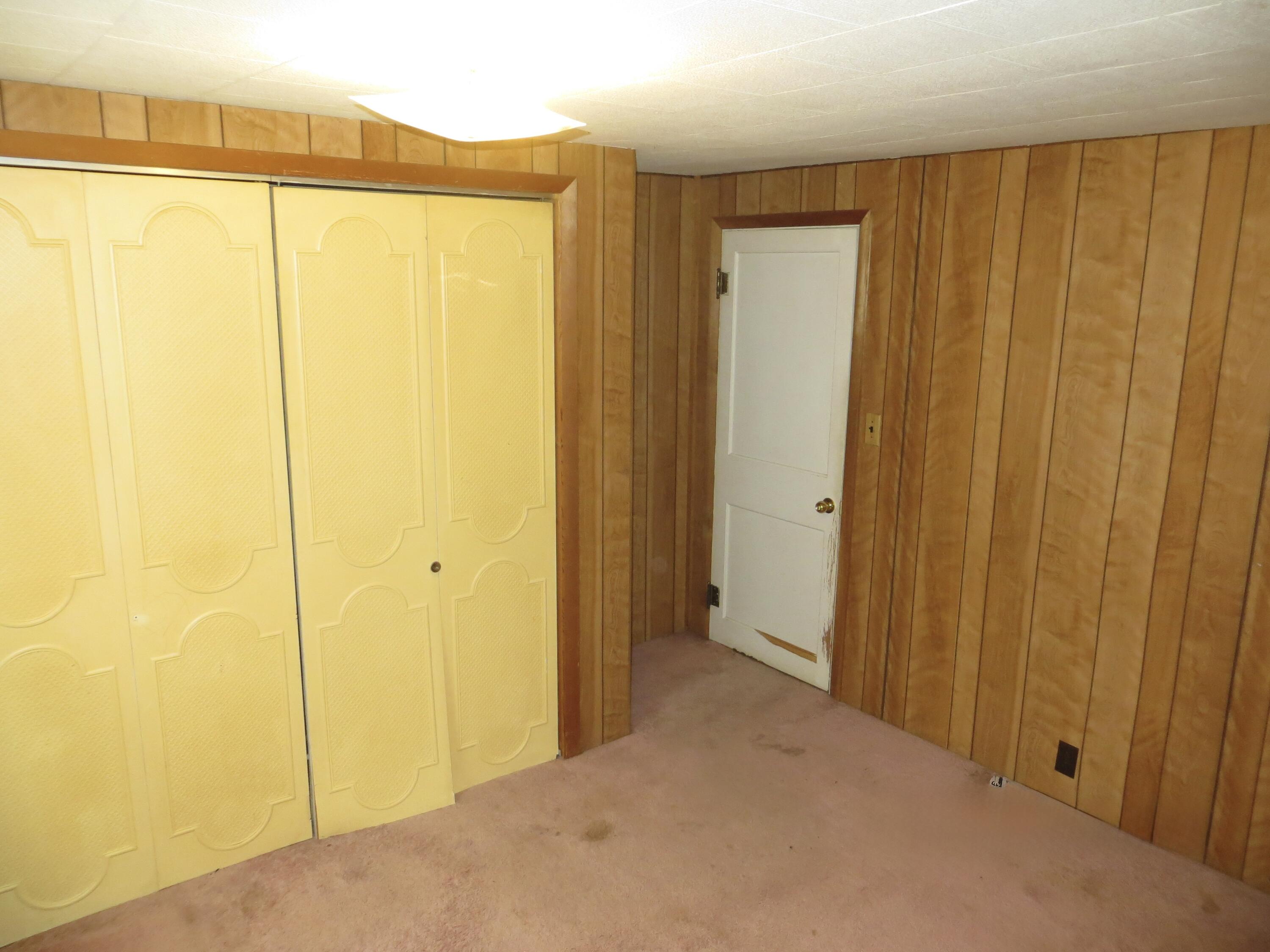 25012 Kenneth Avenue Edwardsburg MI 49112