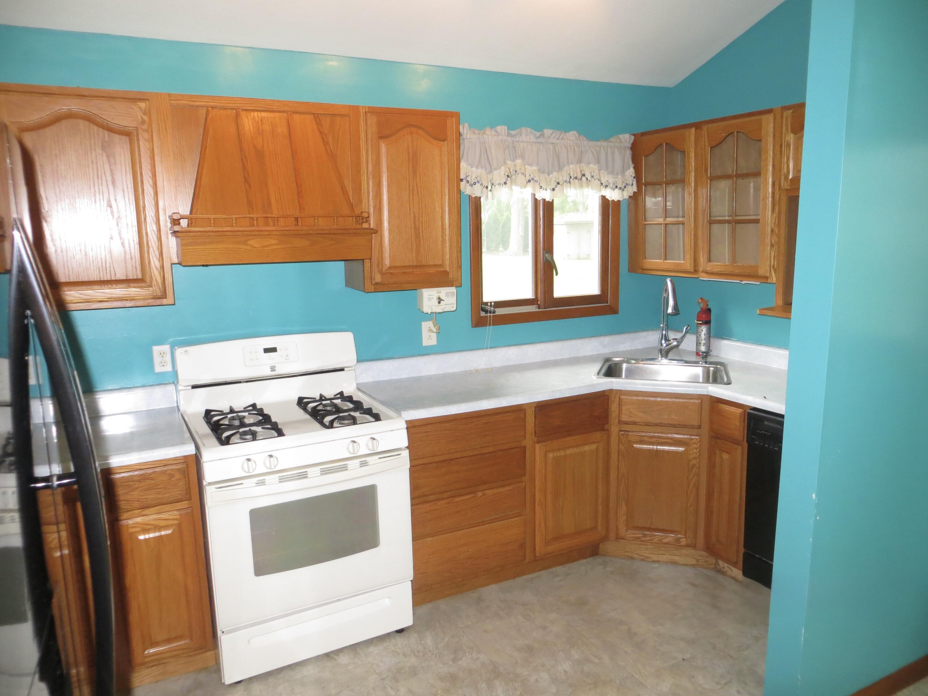 25012 Kenneth Avenue Edwardsburg MI 49112