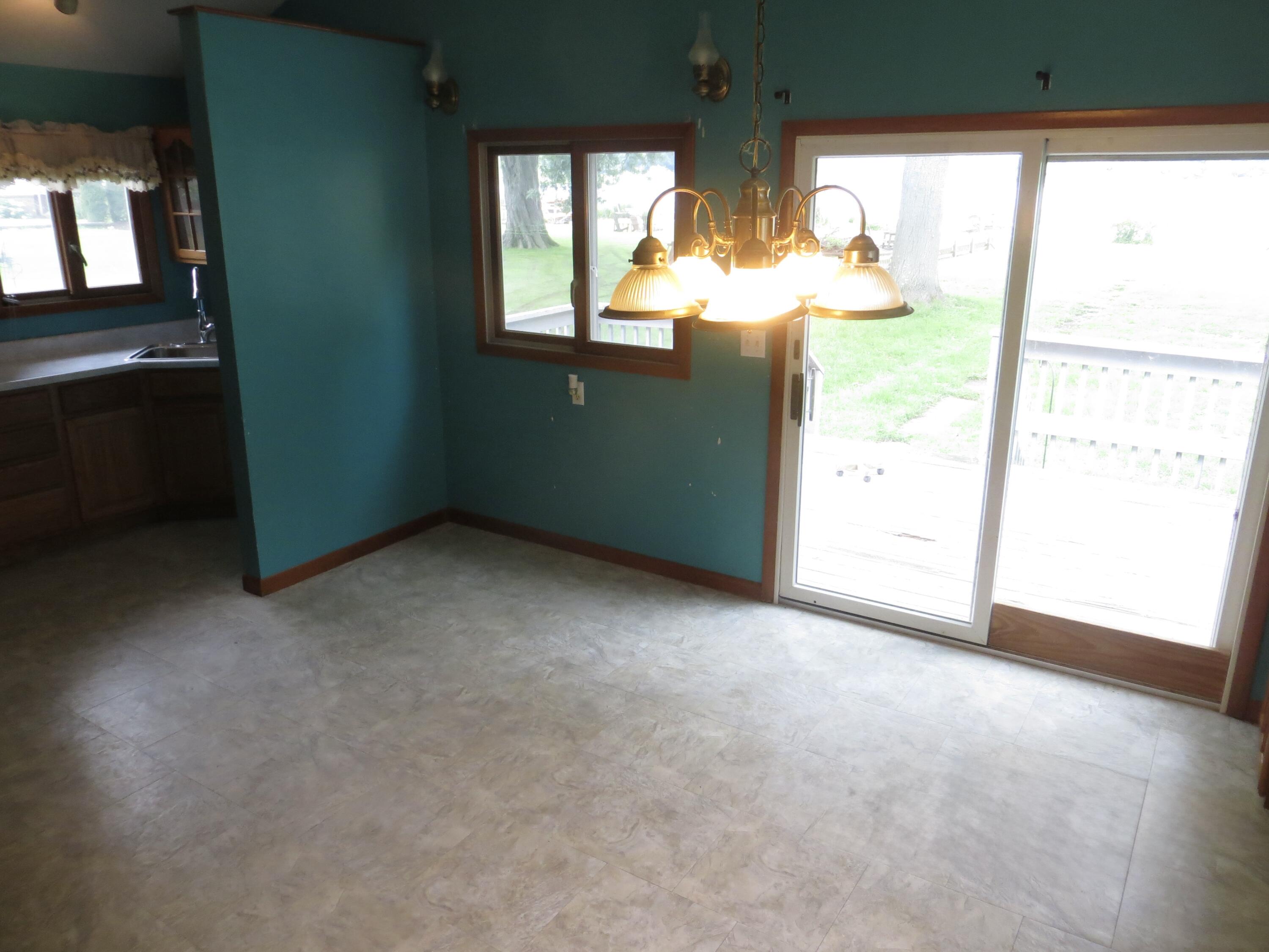 25012 Kenneth Avenue Edwardsburg MI 49112