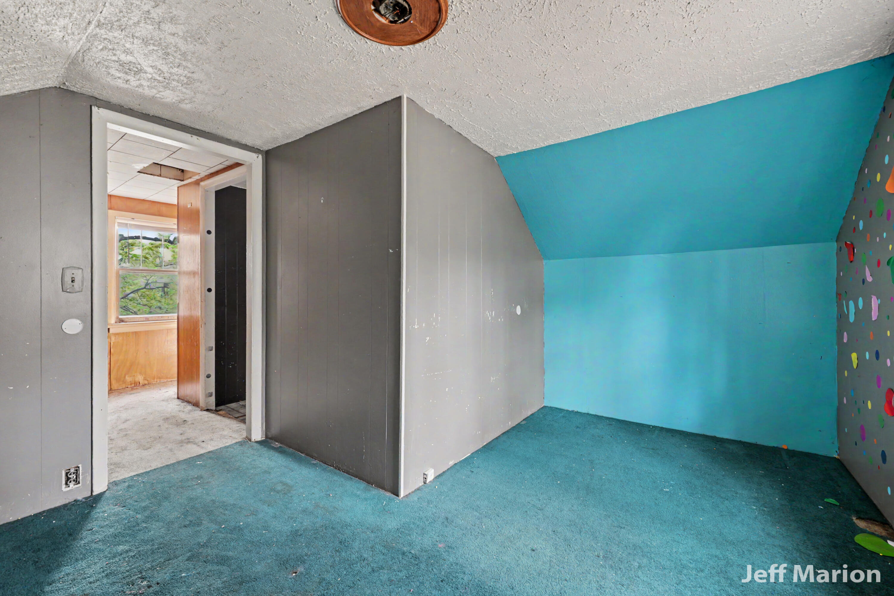 2600 Day Avenue NW Grand Rapids MI 49544
