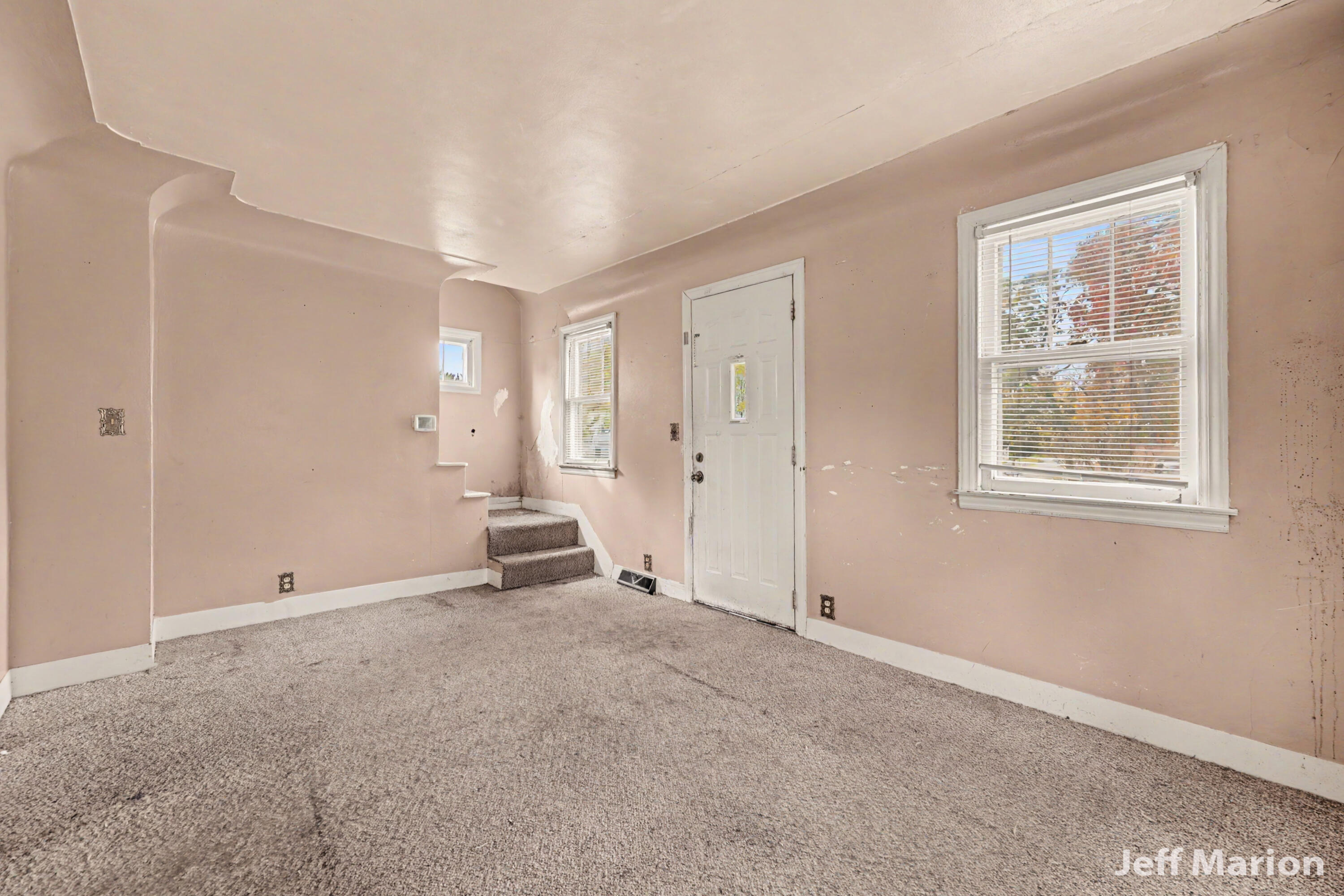 2600 Day Avenue NW Grand Rapids MI 49544