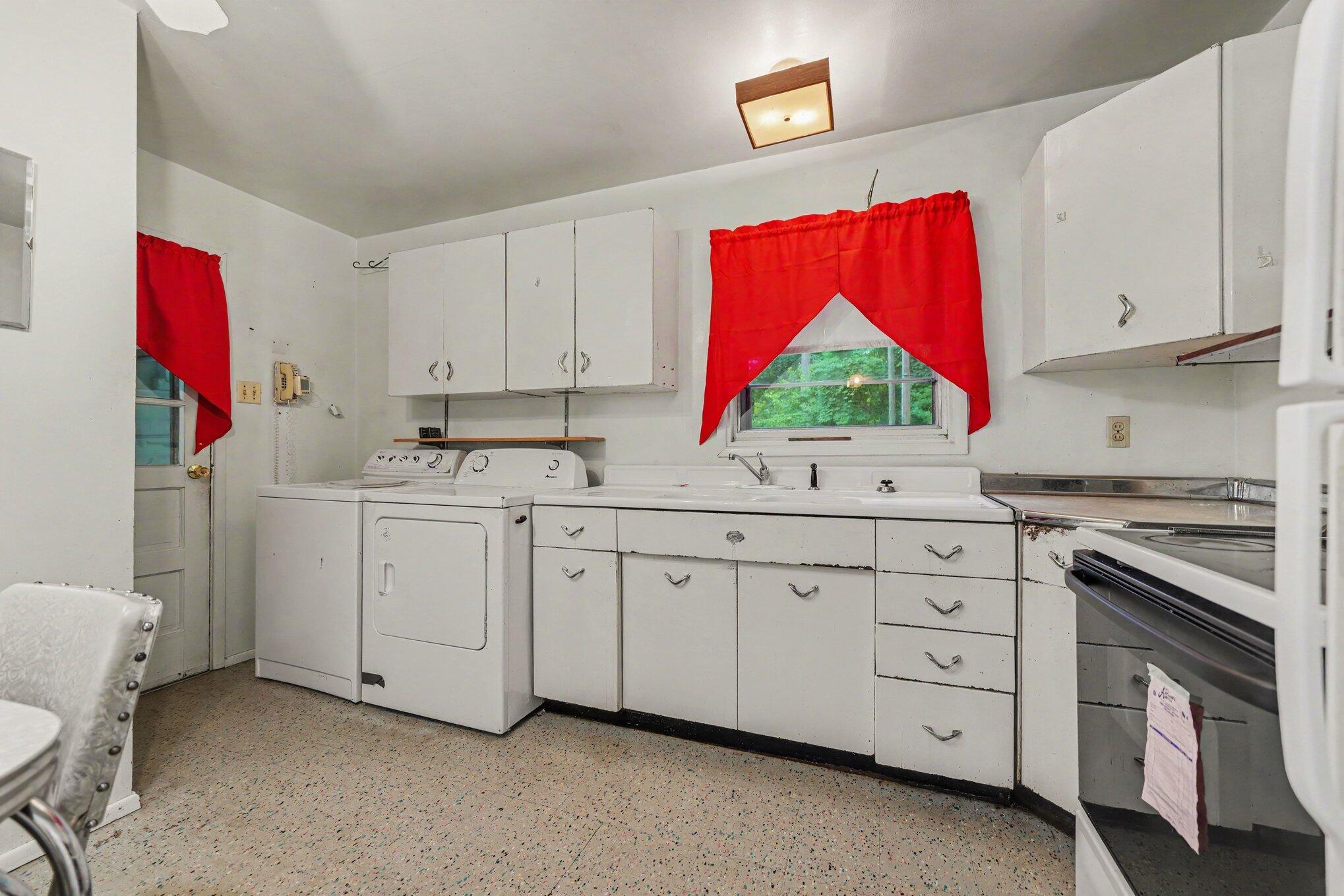 12348 Spruce Street Sawyer MI 49125