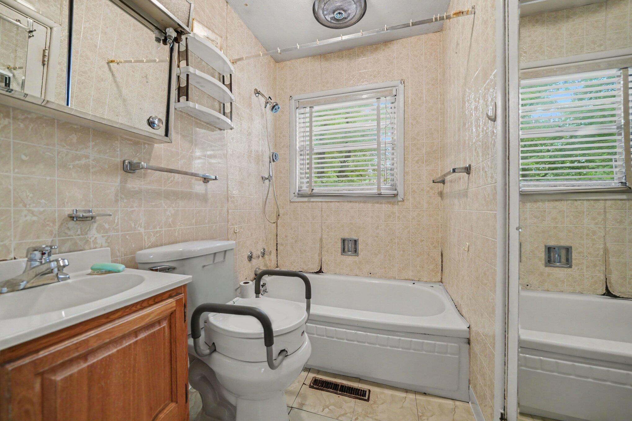 12348 Spruce Street Sawyer MI 49125