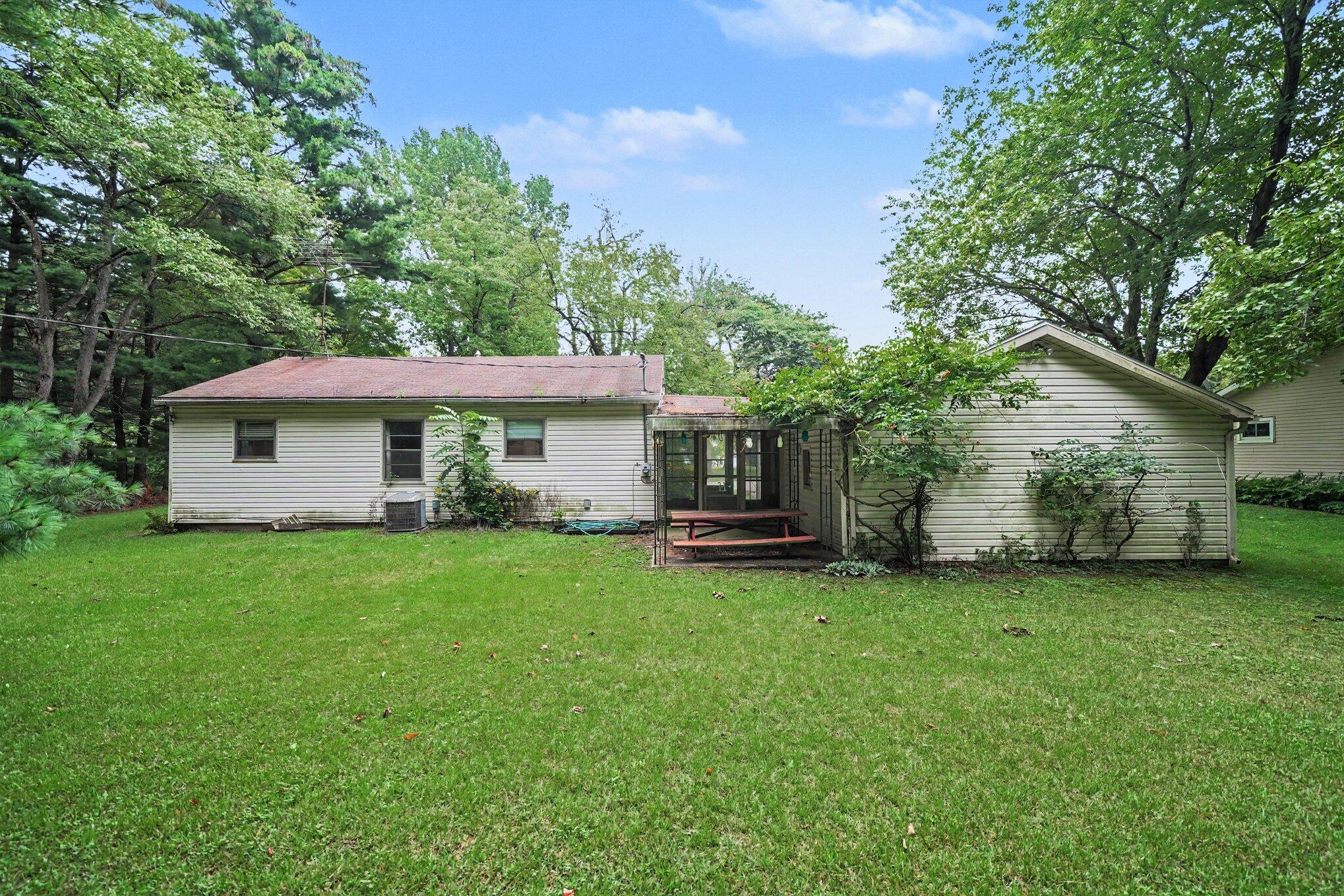 12348 Spruce Street Sawyer MI 49125