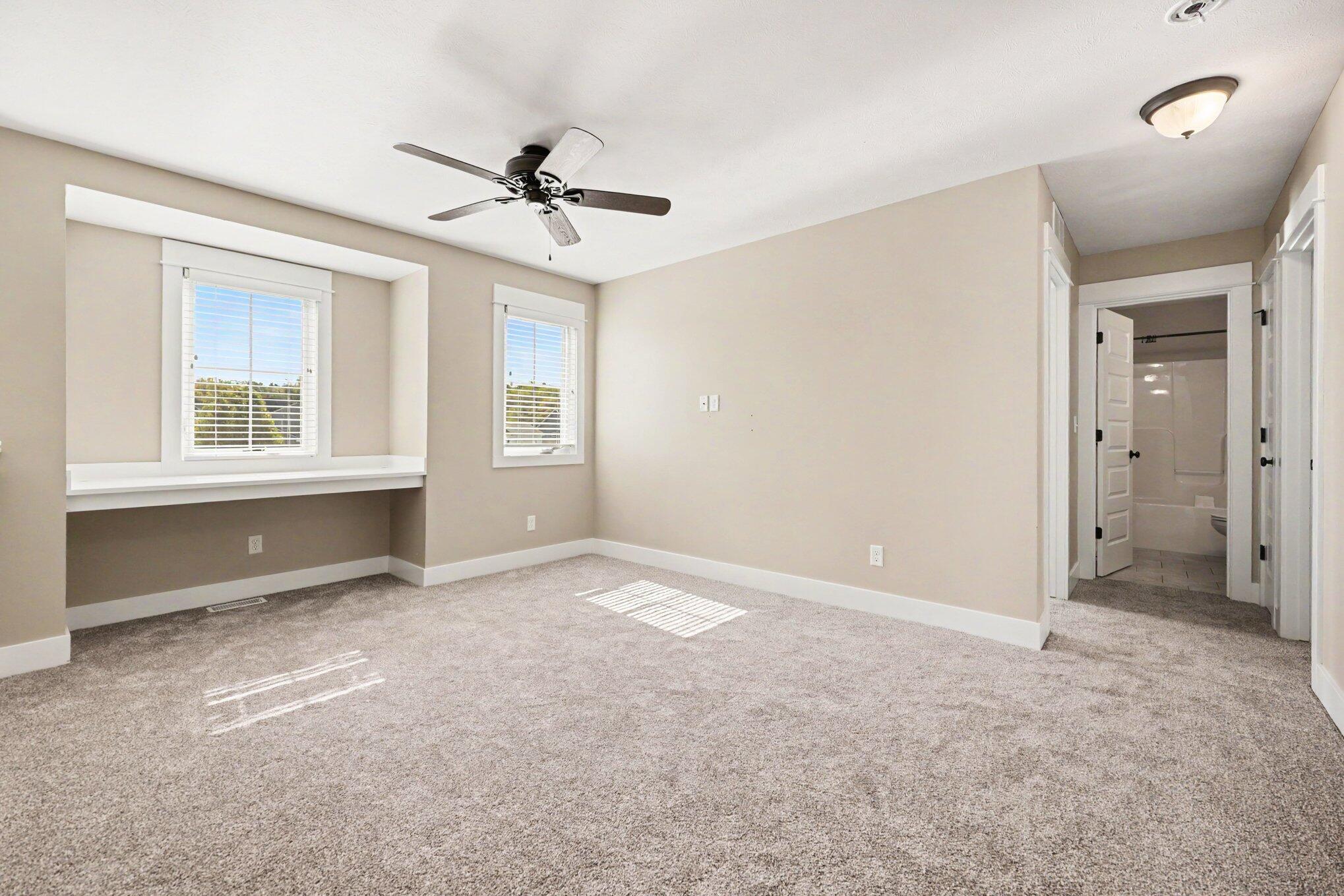9477 Sunset Ridge Drive NE Rockford MI 49341