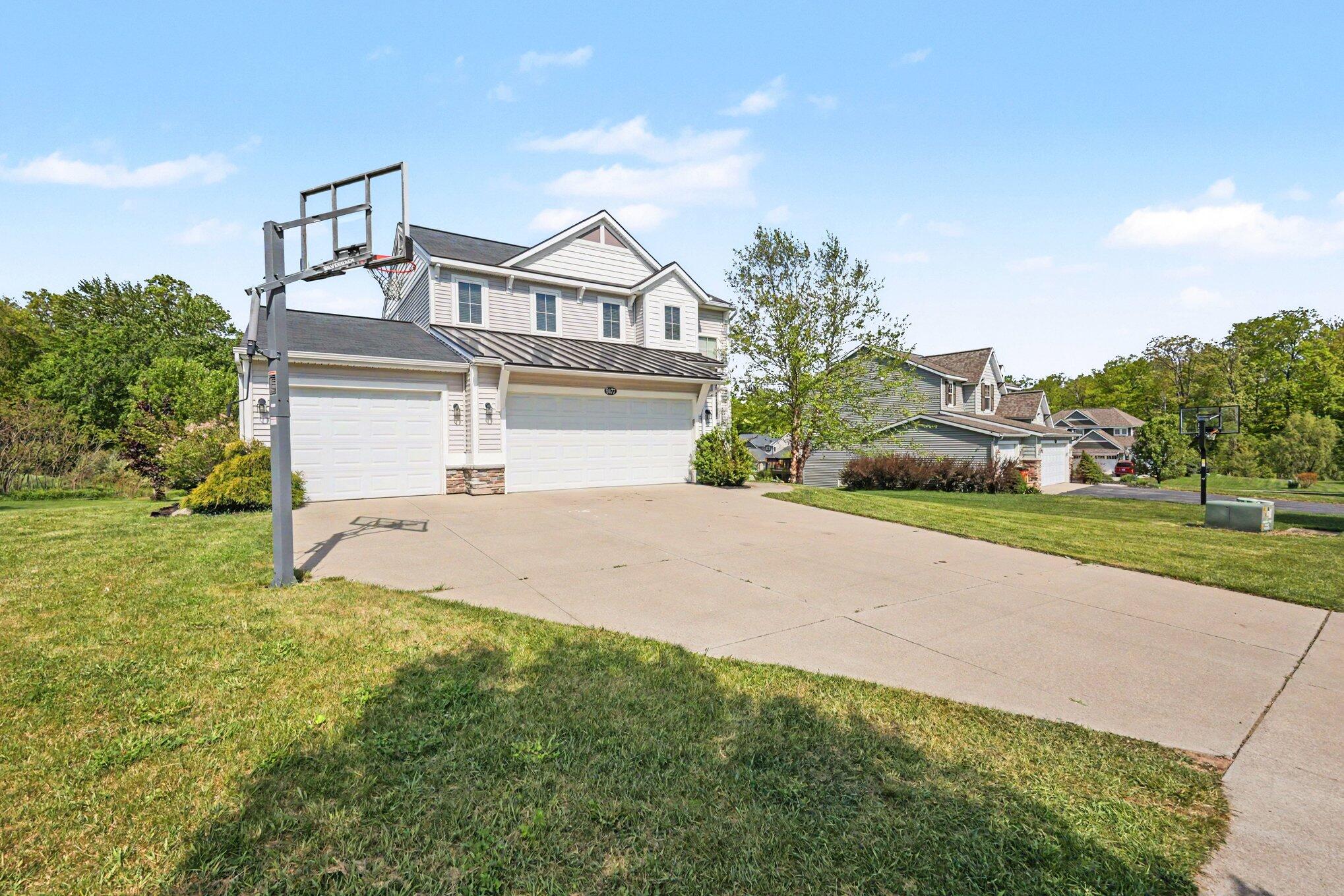 9477 Sunset Ridge Drive NE Rockford MI 49341