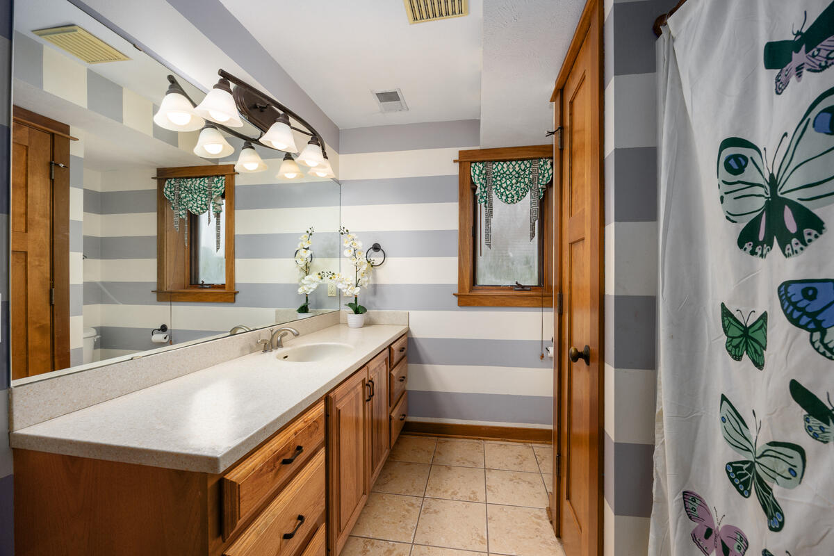 1815 Planters Row Drive SW Byron Center MI 49315