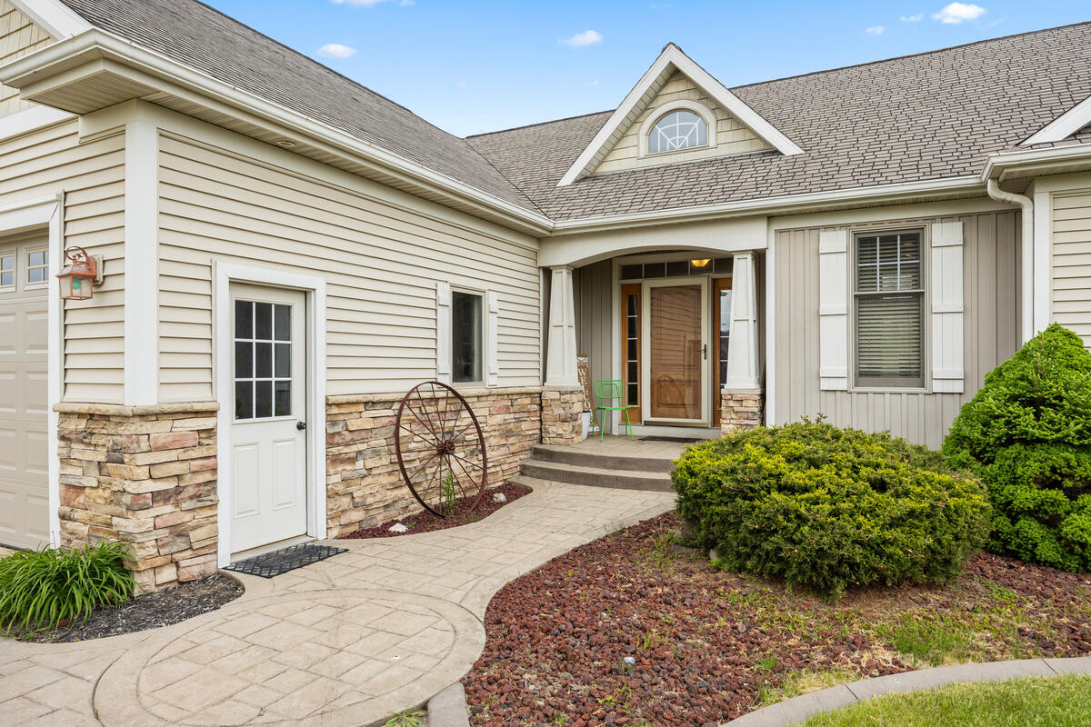 1815 Planters Row Drive SW Byron Center MI 49315