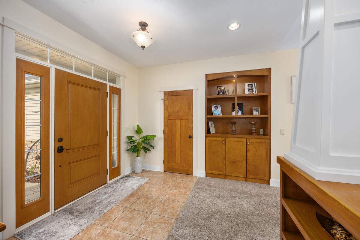 1815 Planters Row Drive SW Byron Center MI 49315