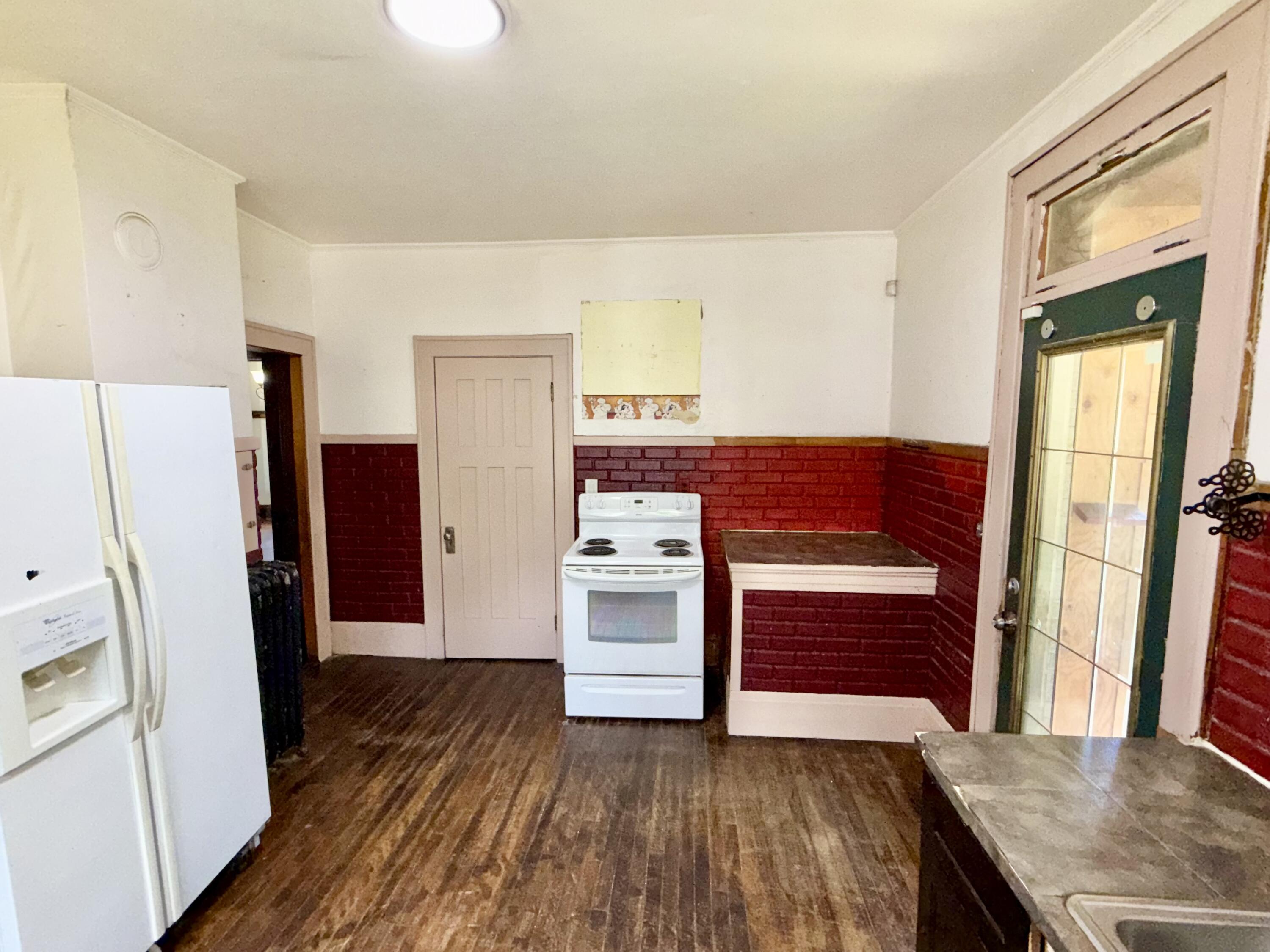 1607 6th Street Muskegon MI 49441