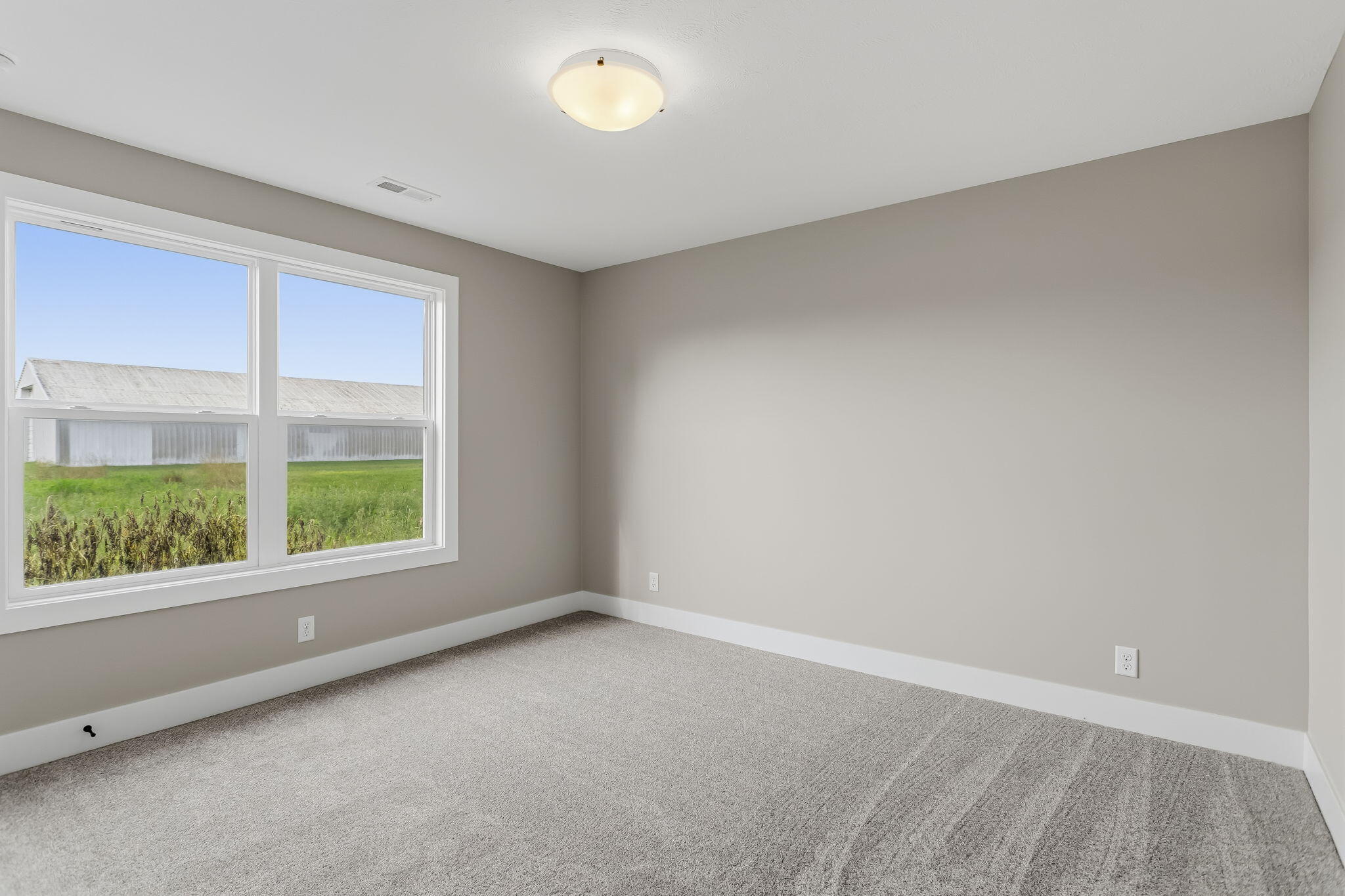 10124 Strawberry Lane Zeeland MI 49464
