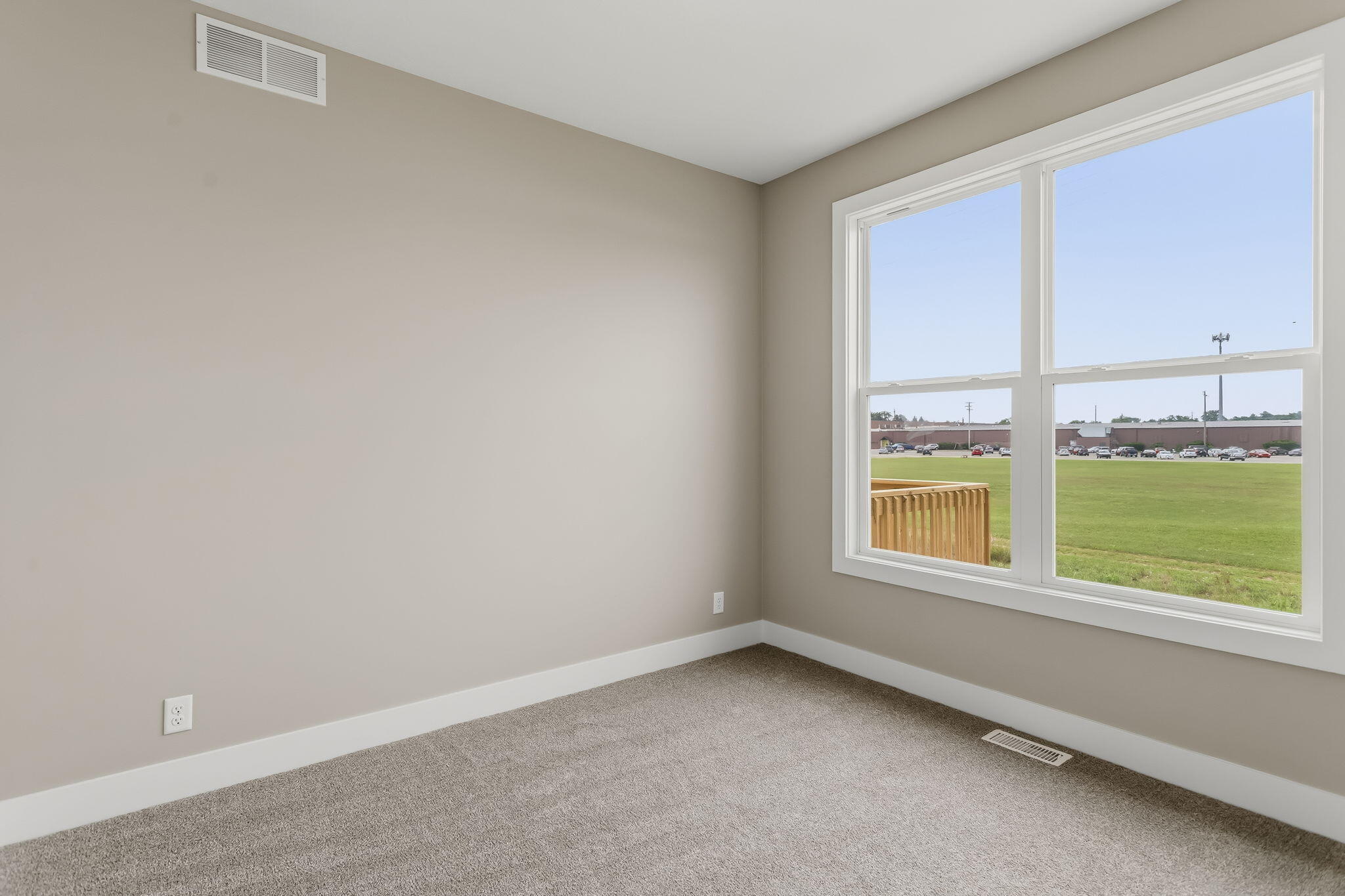 10124 Strawberry Lane Zeeland MI 49464