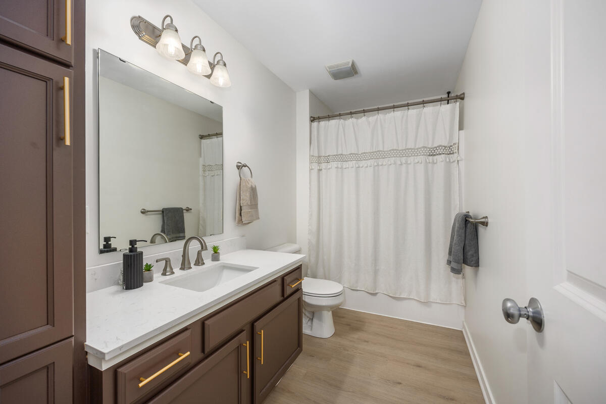 514 Clear Wood Drive SE Grand Rapids MI 49548