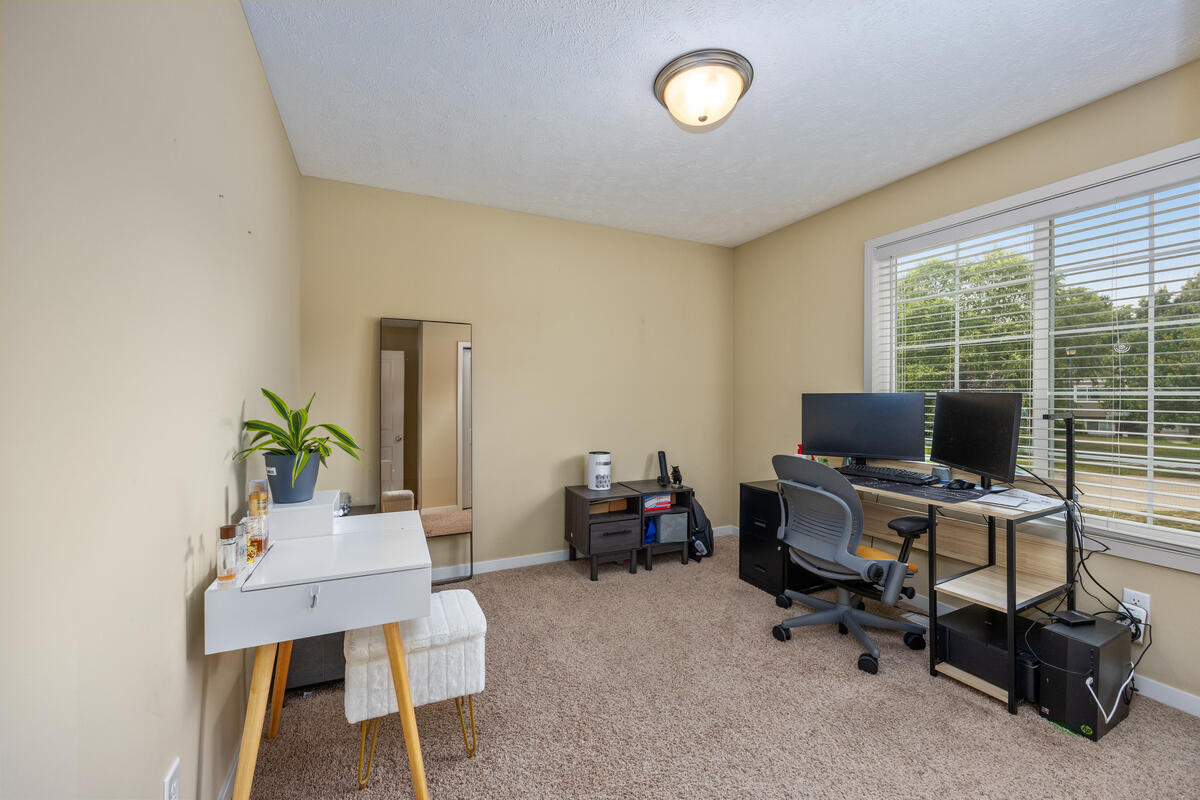 514 Clear Wood Drive SE Grand Rapids MI 49548