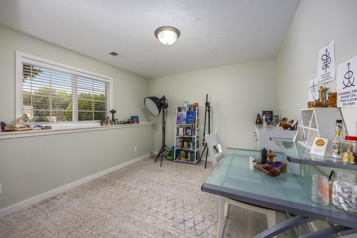 514 Clear Wood Drive SE Grand Rapids MI 49548