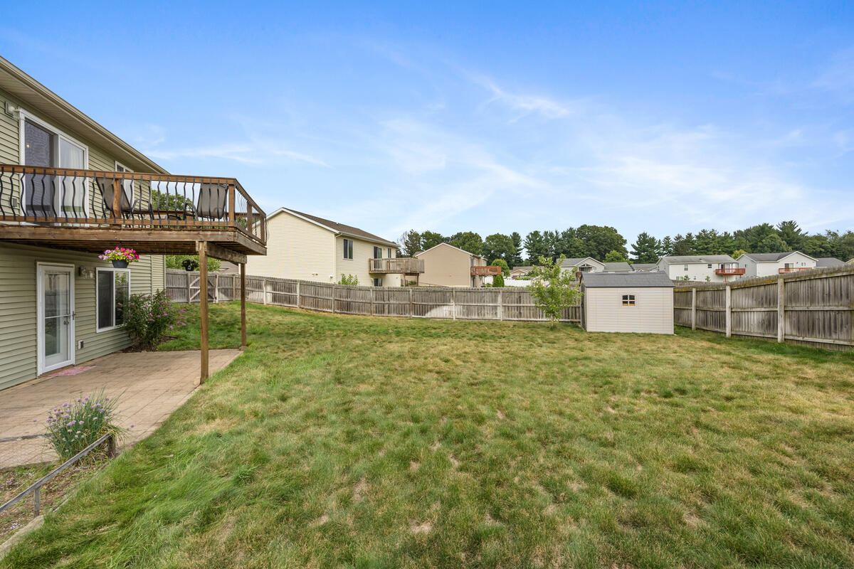 514 Clear Wood Drive SE Grand Rapids MI 49548