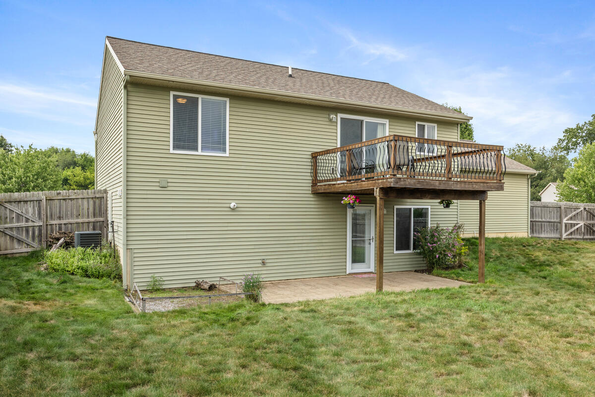 514 Clear Wood Drive SE Grand Rapids MI 49548