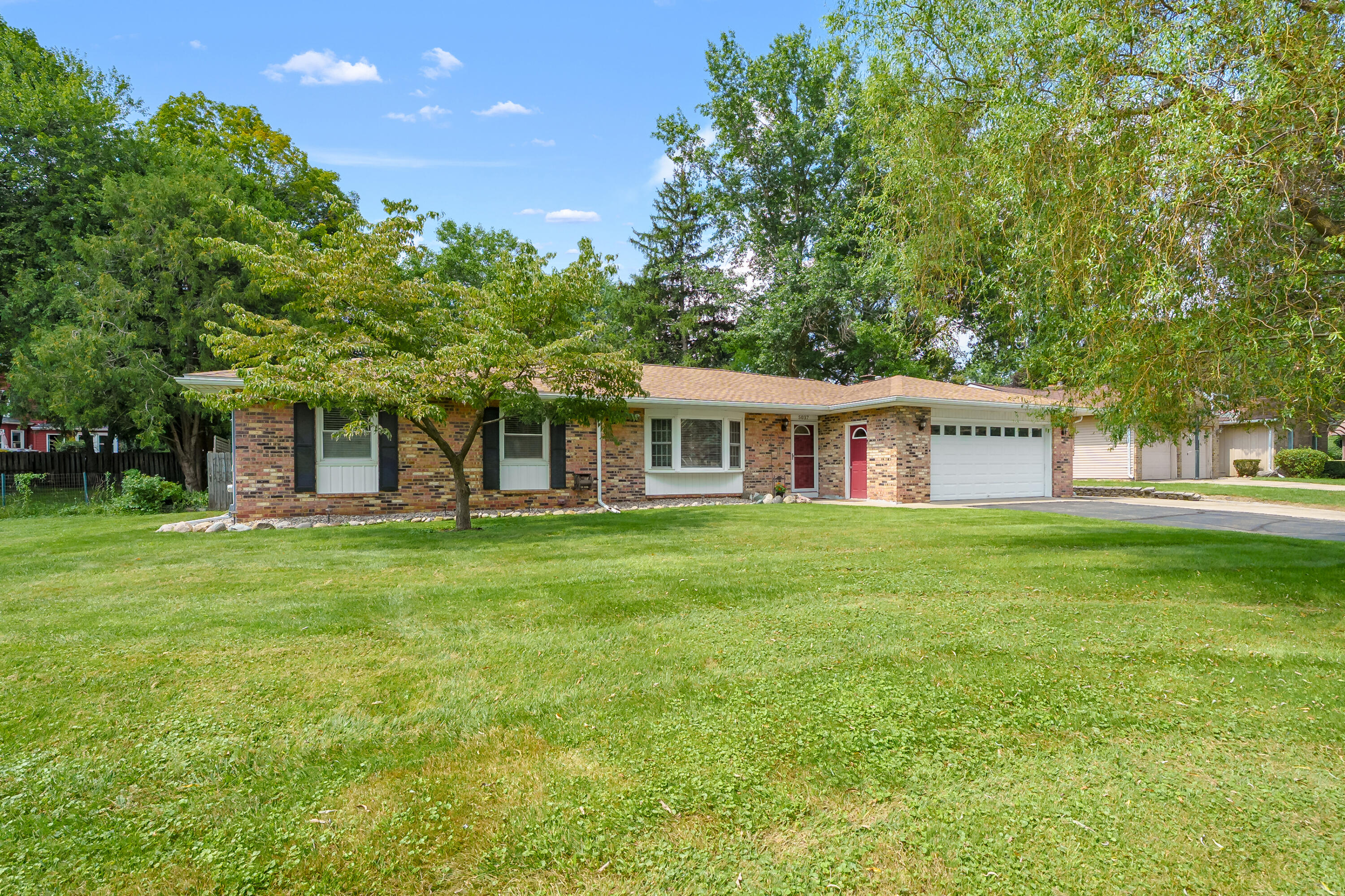 5037 Patland Drive Kalamazoo MI 49009