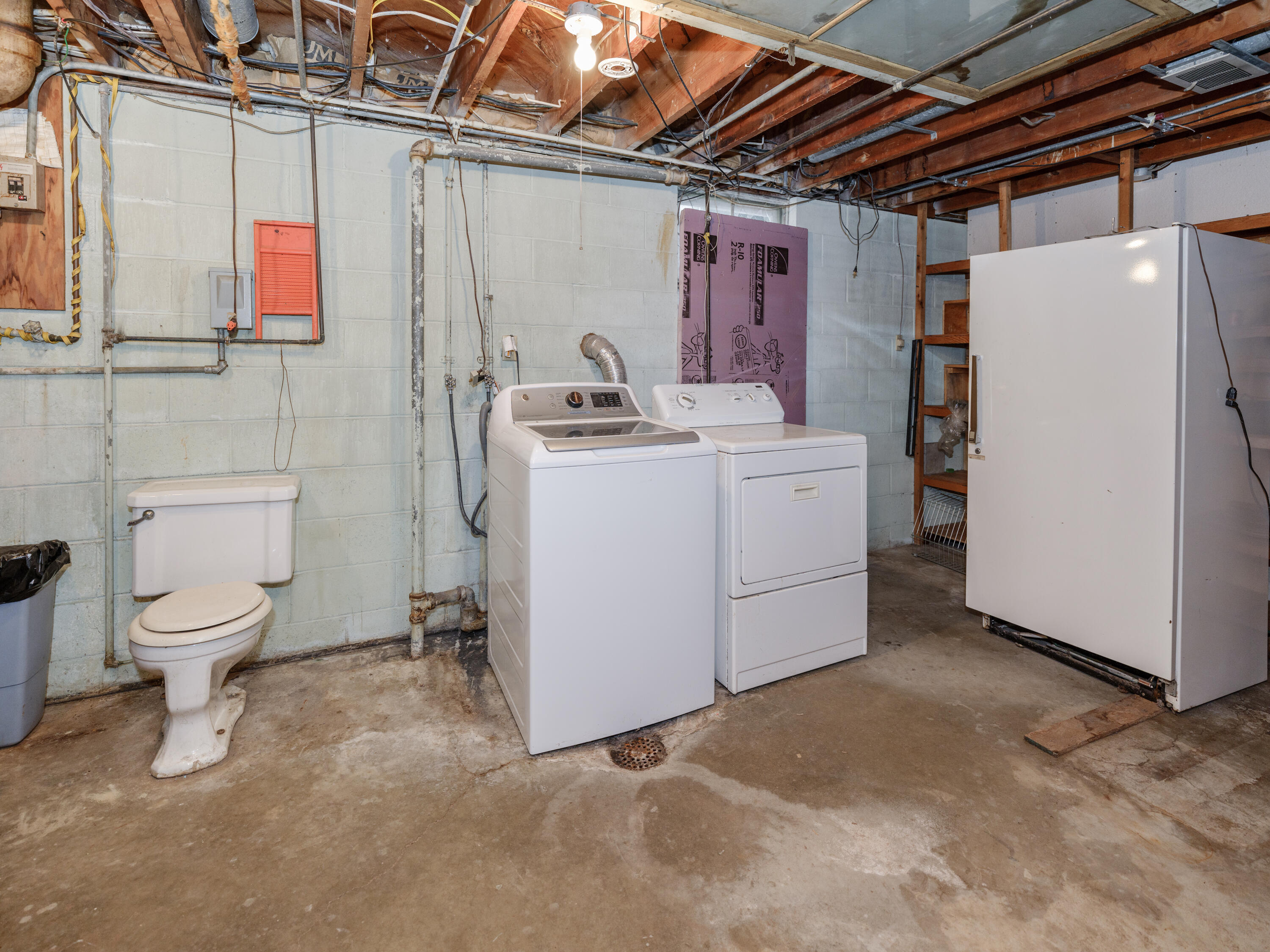 8397 N Riverview Drive Kalamazoo MI 49004
