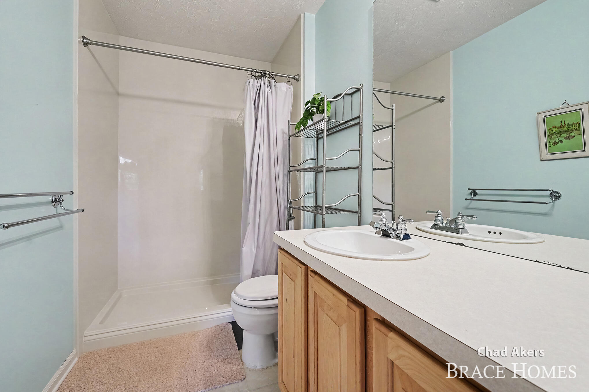 2022 Friesian Court NE Grand Rapids MI 49505
