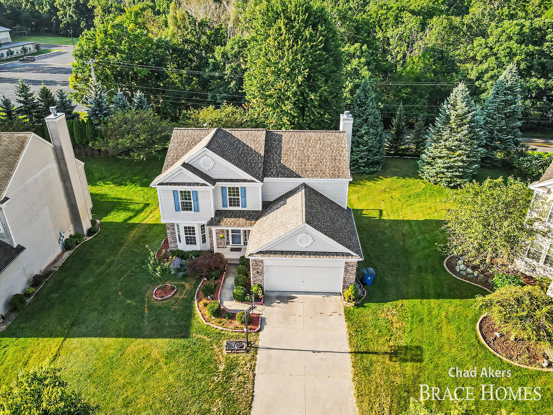 2022 Friesian Court NE Grand Rapids MI 49505