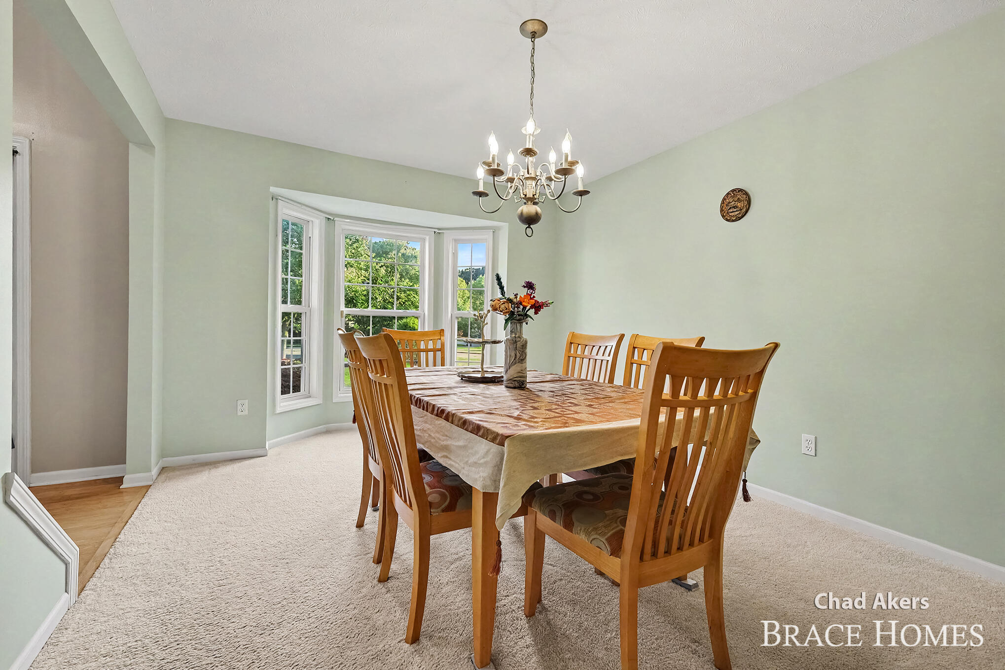 2022 Friesian Court NE Grand Rapids MI 49505