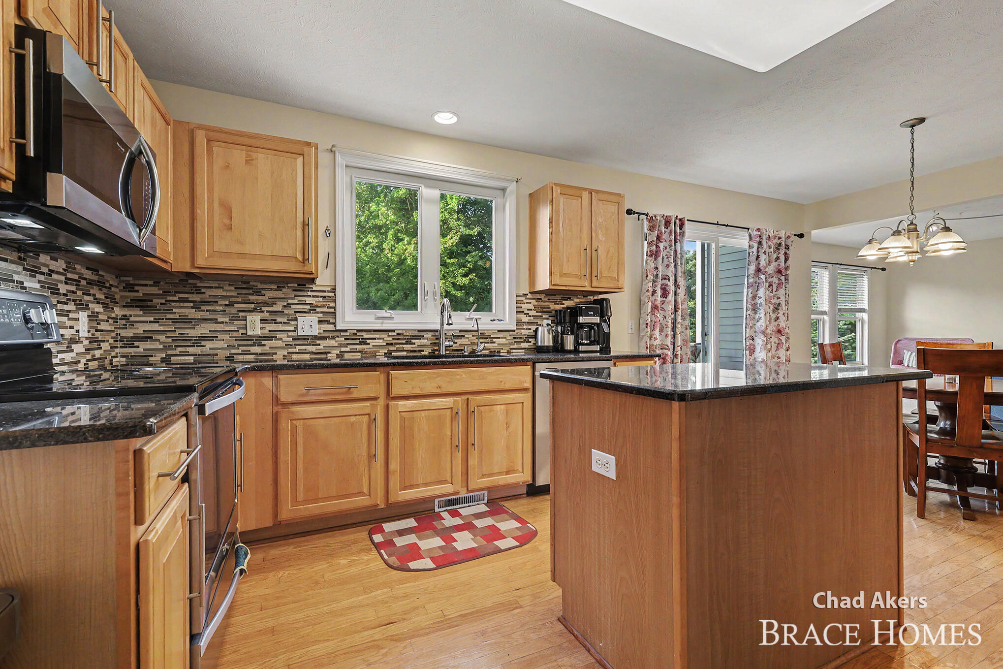 2022 Friesian Court NE Grand Rapids MI 49505