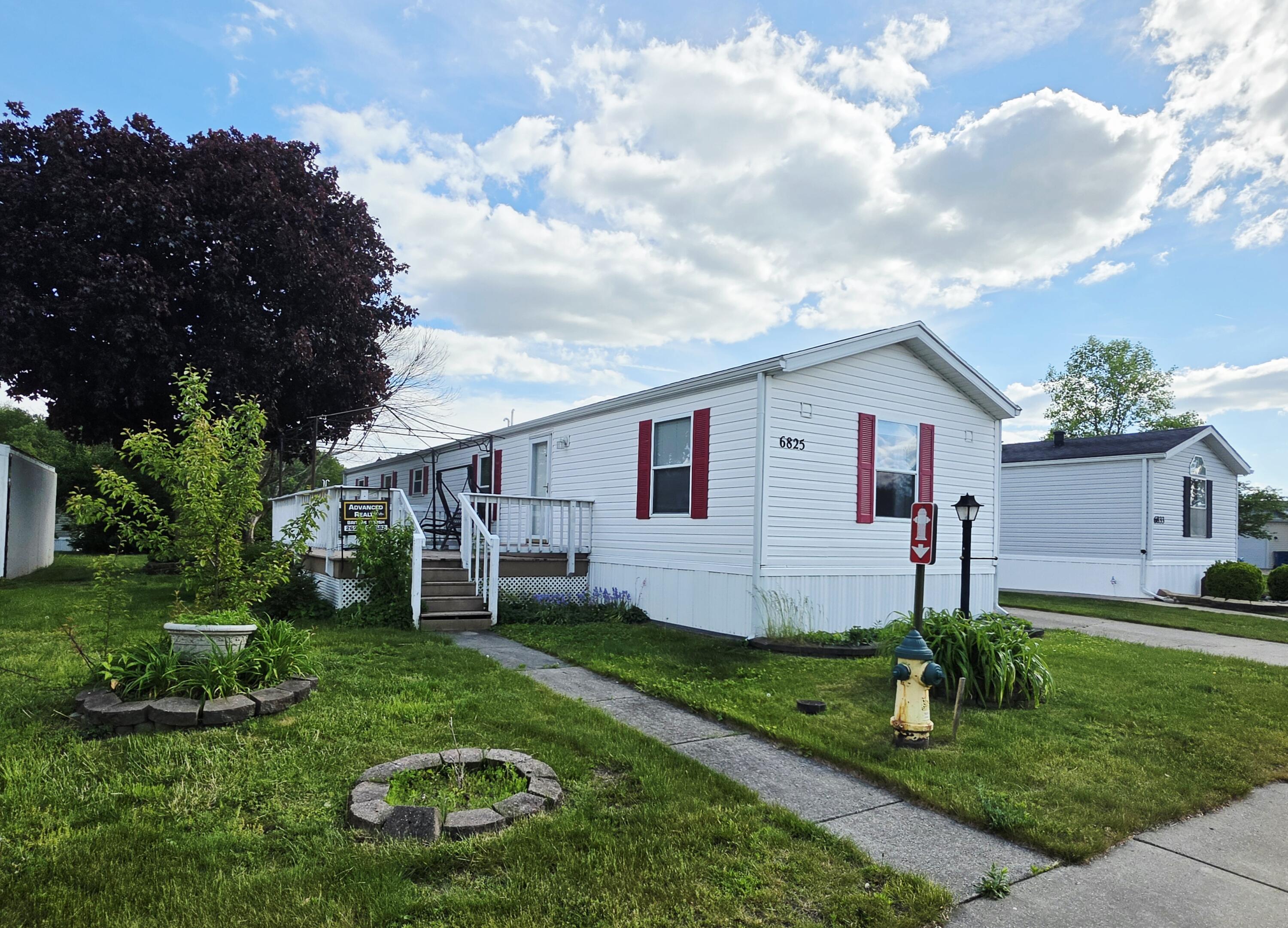 6825 Miss Ellie Court Kalamazoo MI 49009