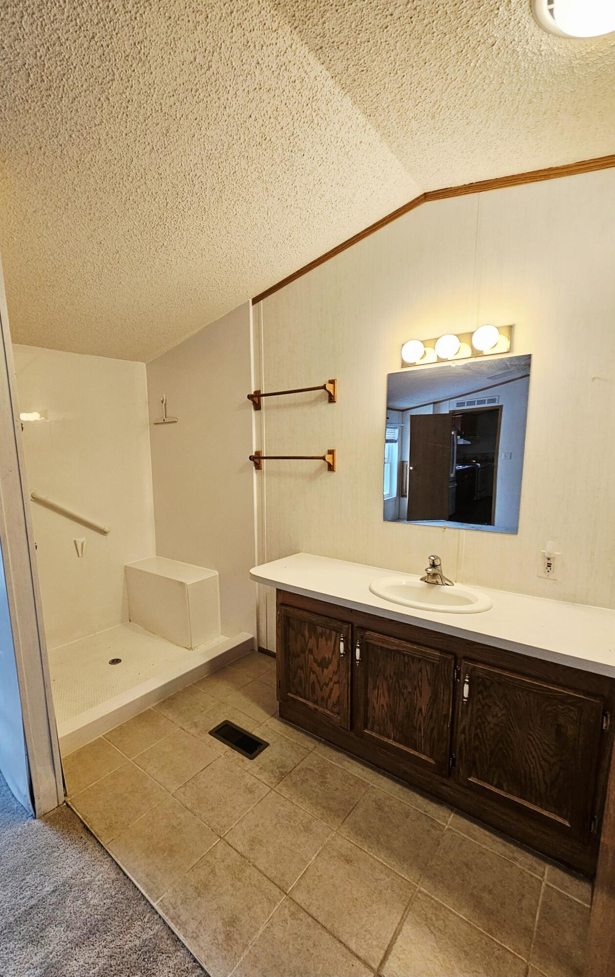 6825 Miss Ellie Court Kalamazoo MI 49009