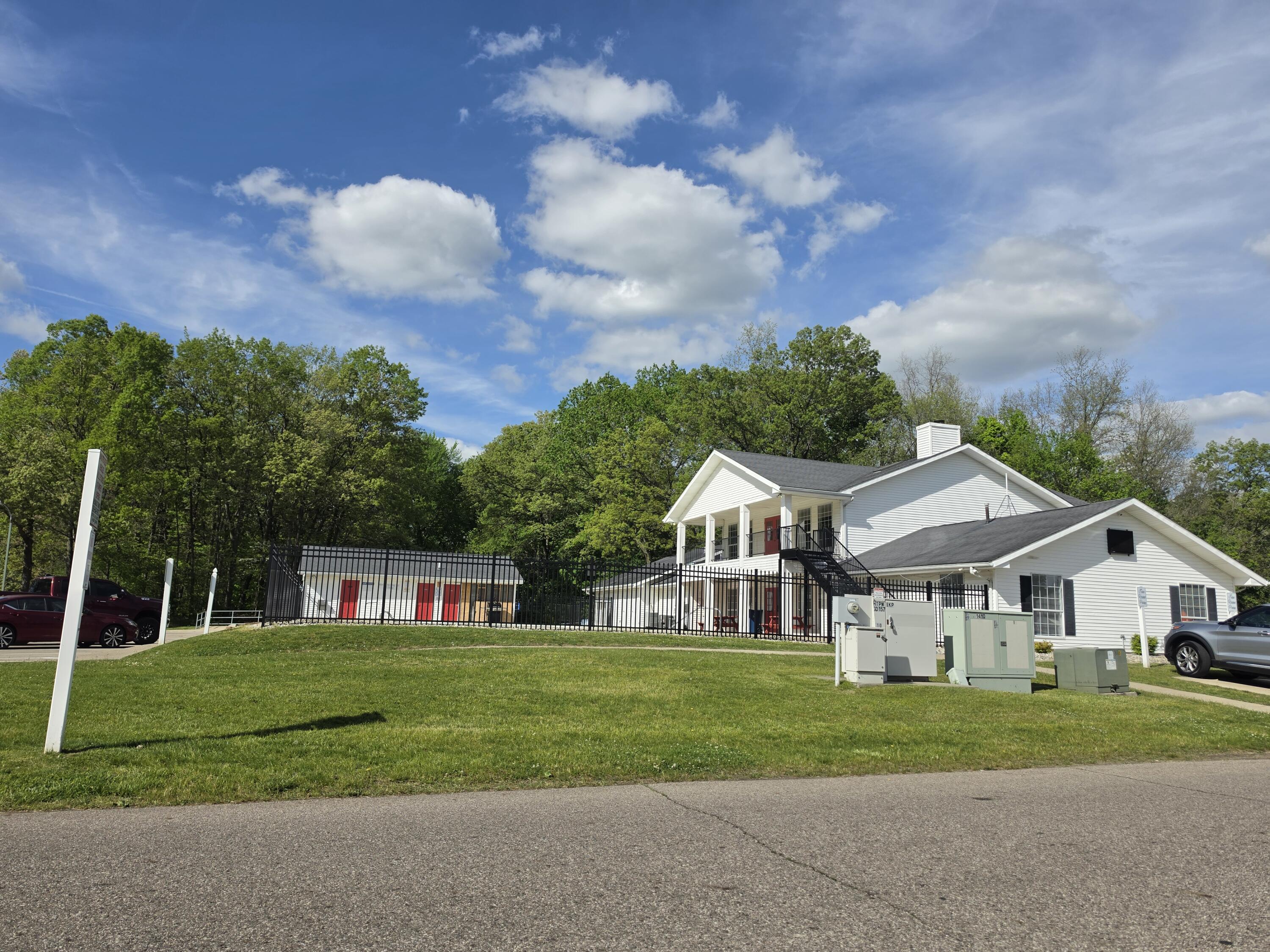 6825 Miss Ellie Court Kalamazoo MI 49009