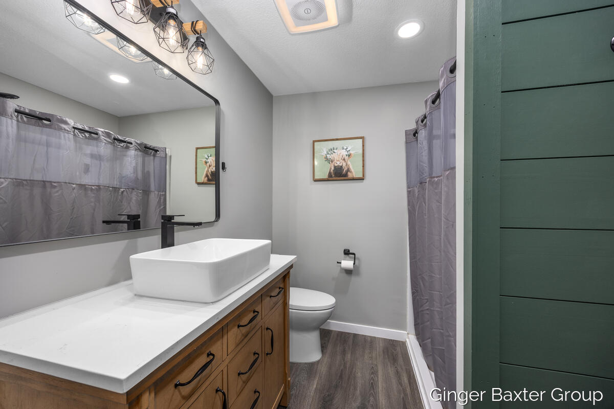 2716 Elmridge Drive NW Grand Rapids MI 49534