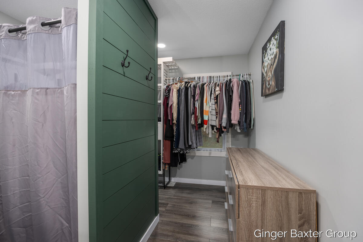 2716 Elmridge Drive NW Grand Rapids MI 49534