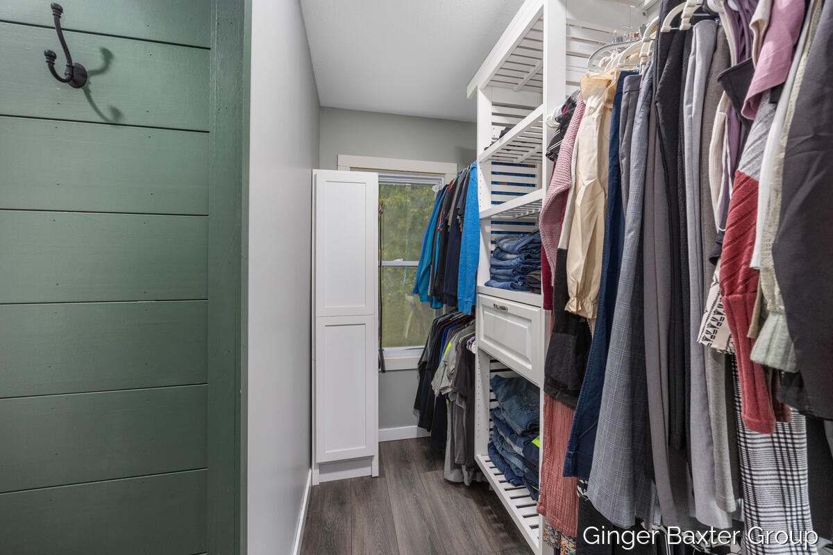 2716 Elmridge Drive NW Grand Rapids MI 49534