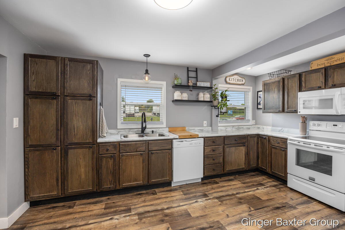 2716 Elmridge Drive NW Grand Rapids MI 49534