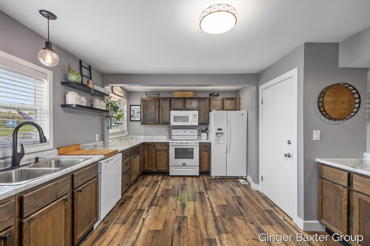 2716 Elmridge Drive NW Grand Rapids MI 49534