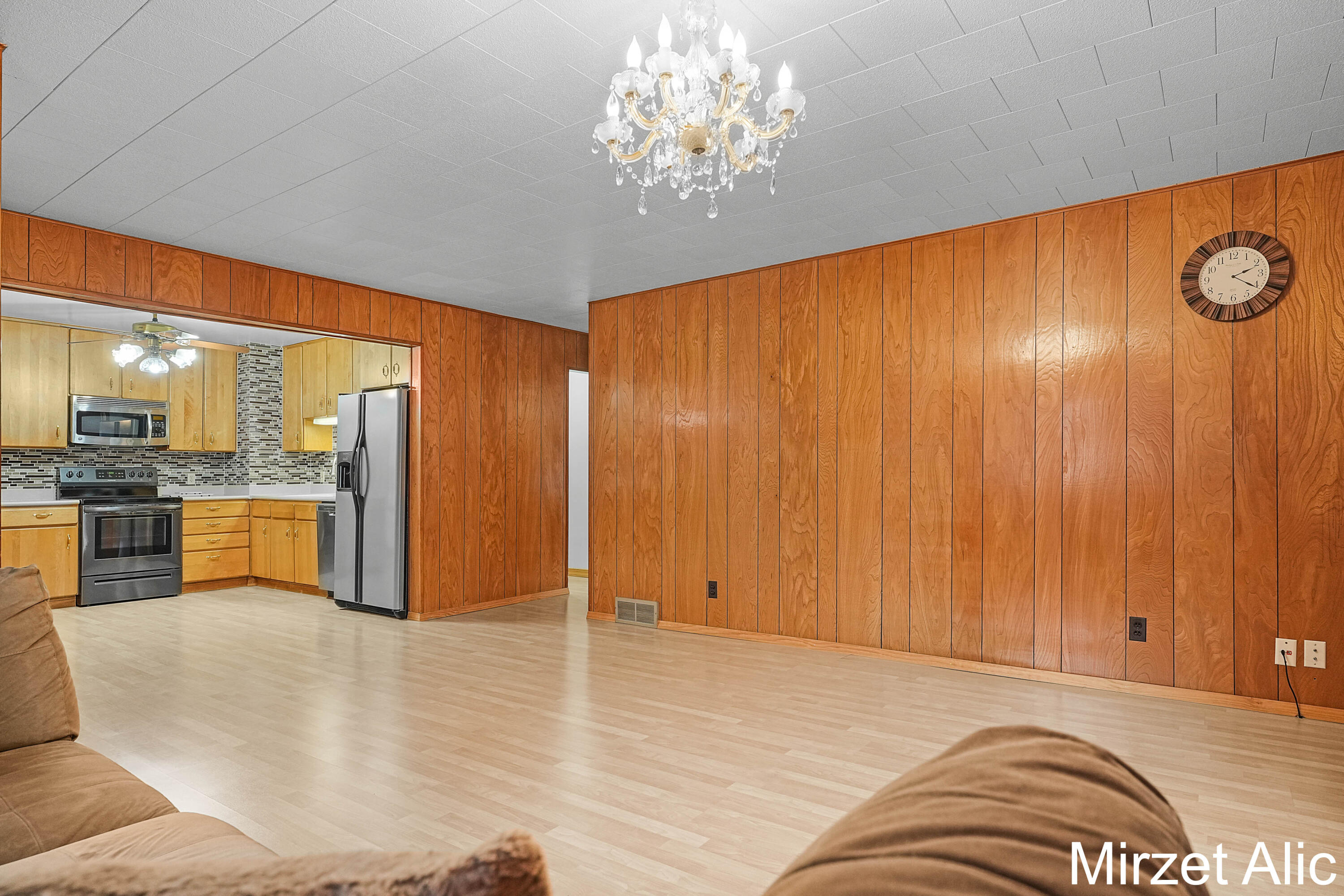 1145 Eastmont Drive SE Grand Rapids MI 49546