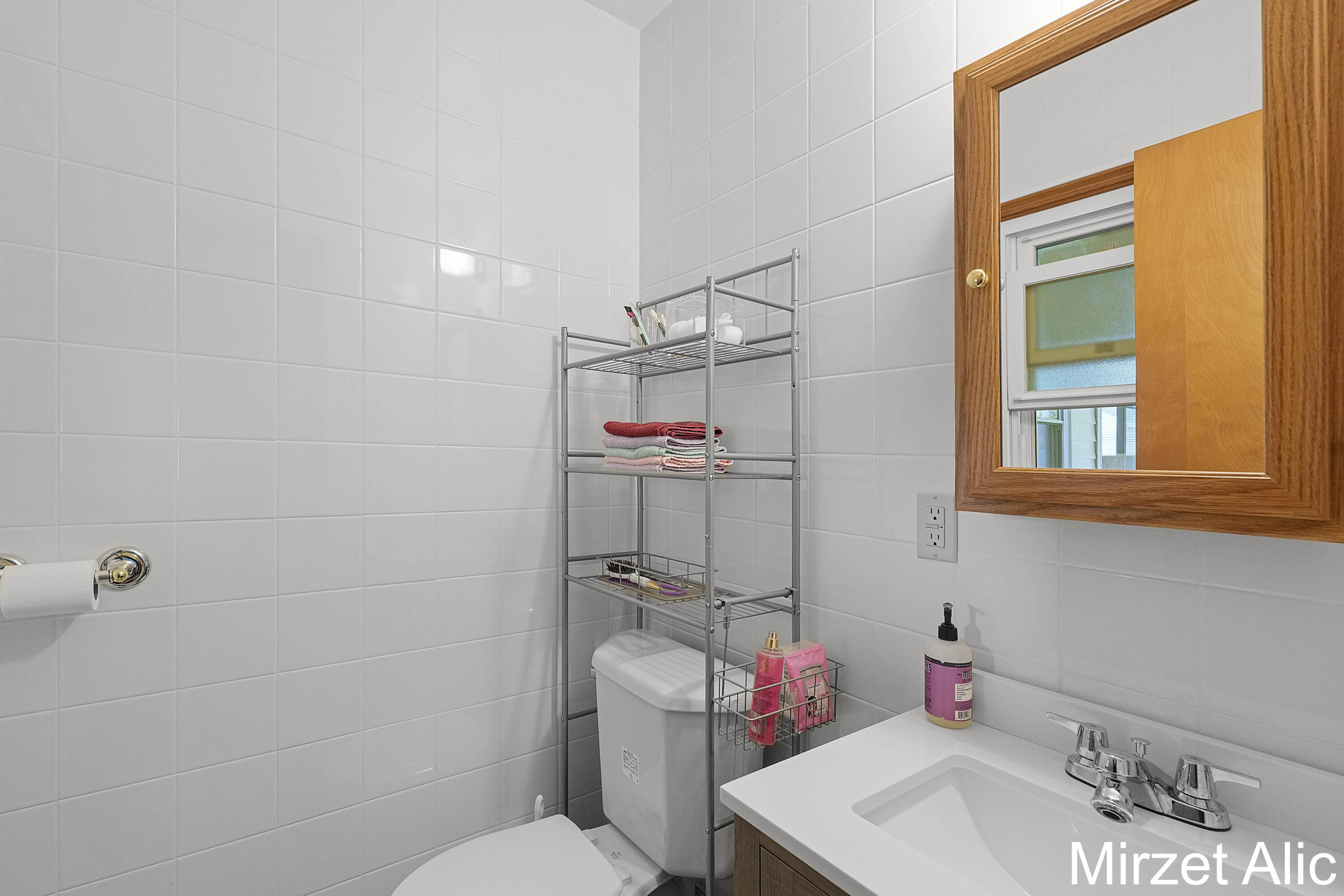 1145 Eastmont Drive SE Grand Rapids MI 49546