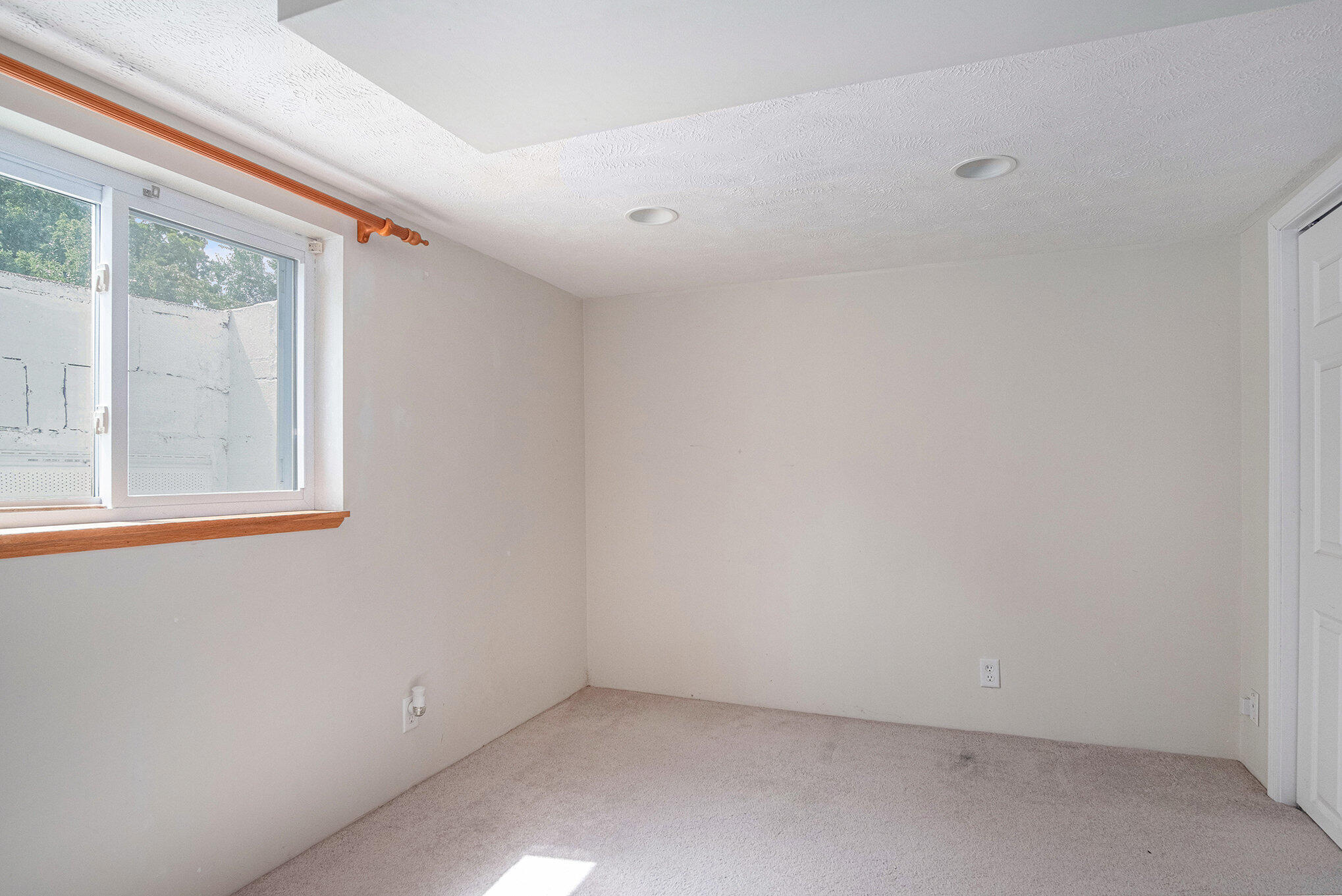 1145 Eastmont Drive SE Grand Rapids MI 49546