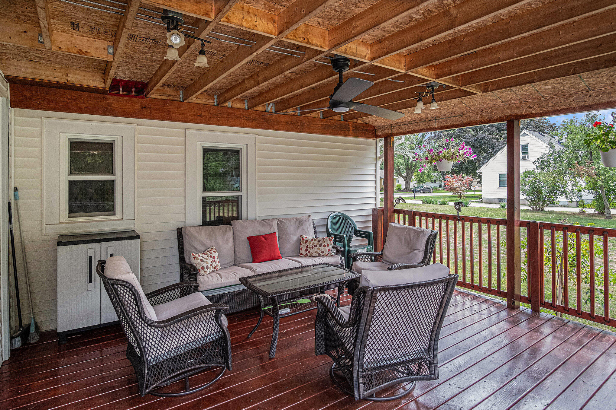 1145 Eastmont Drive SE Grand Rapids MI 49546