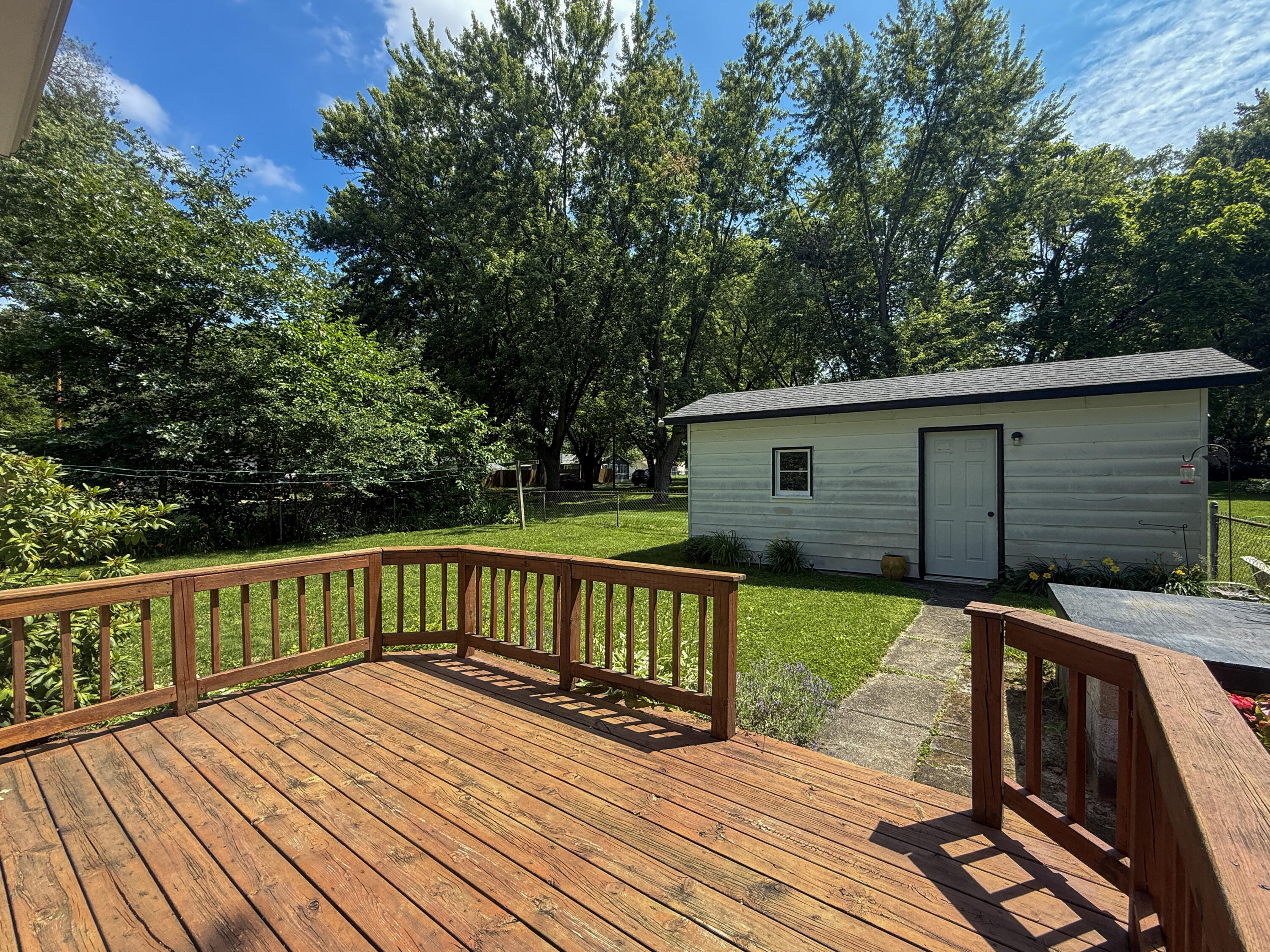 52411 Lakeview Drive Dowagiac MI 49047