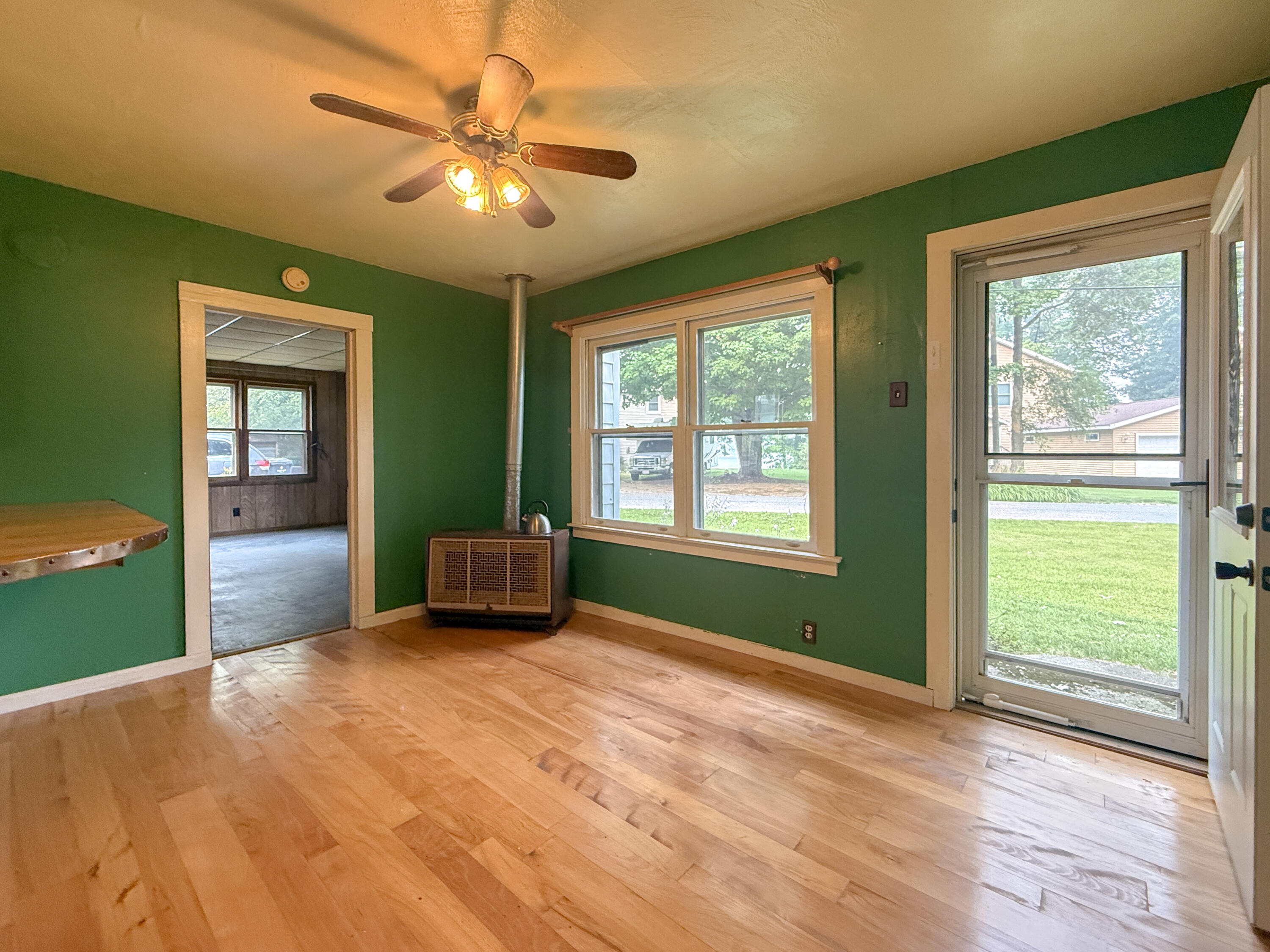 52411 Lakeview Drive Dowagiac MI 49047